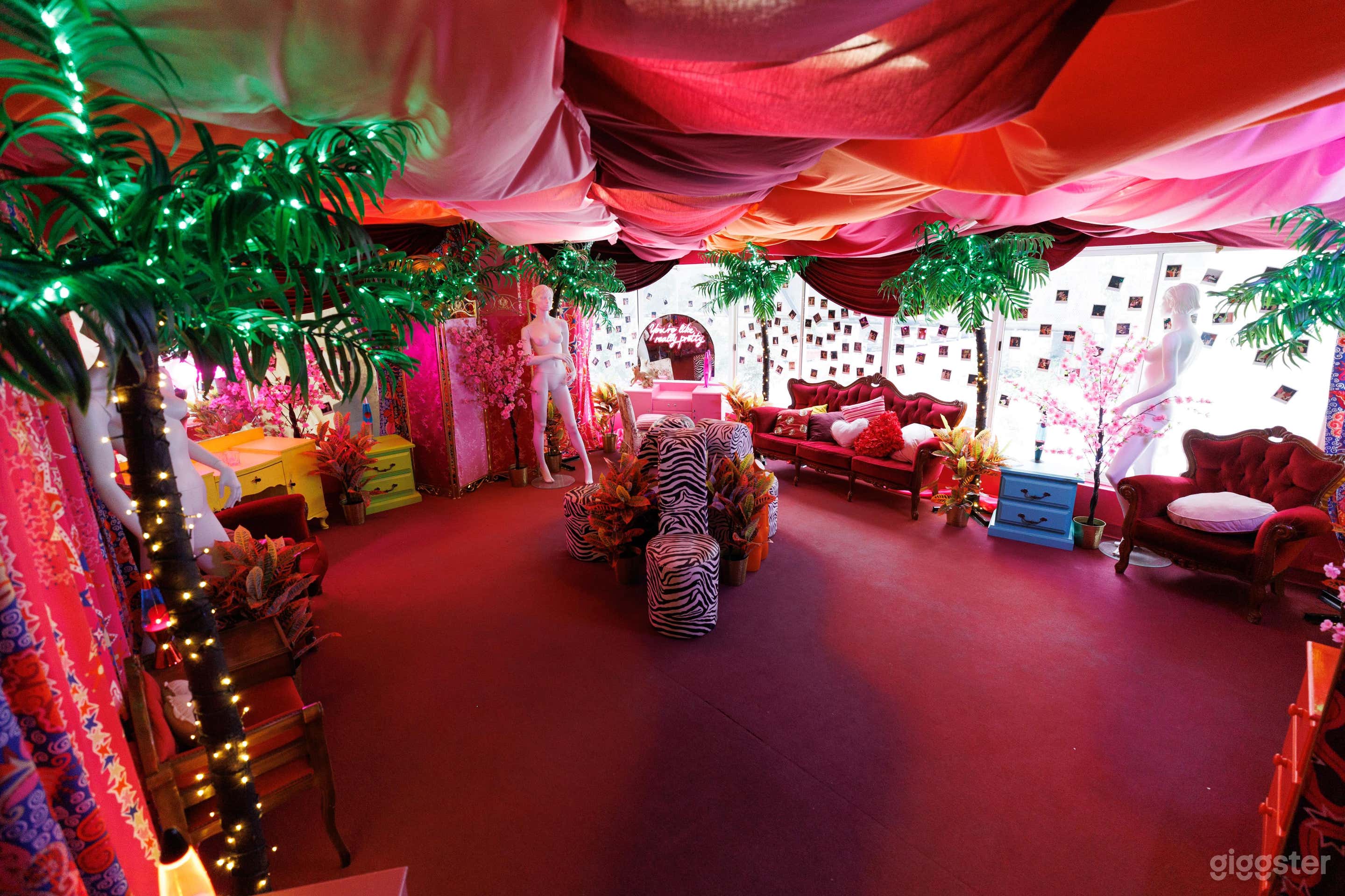  Immersive Theatrical Room Venue Photo 4