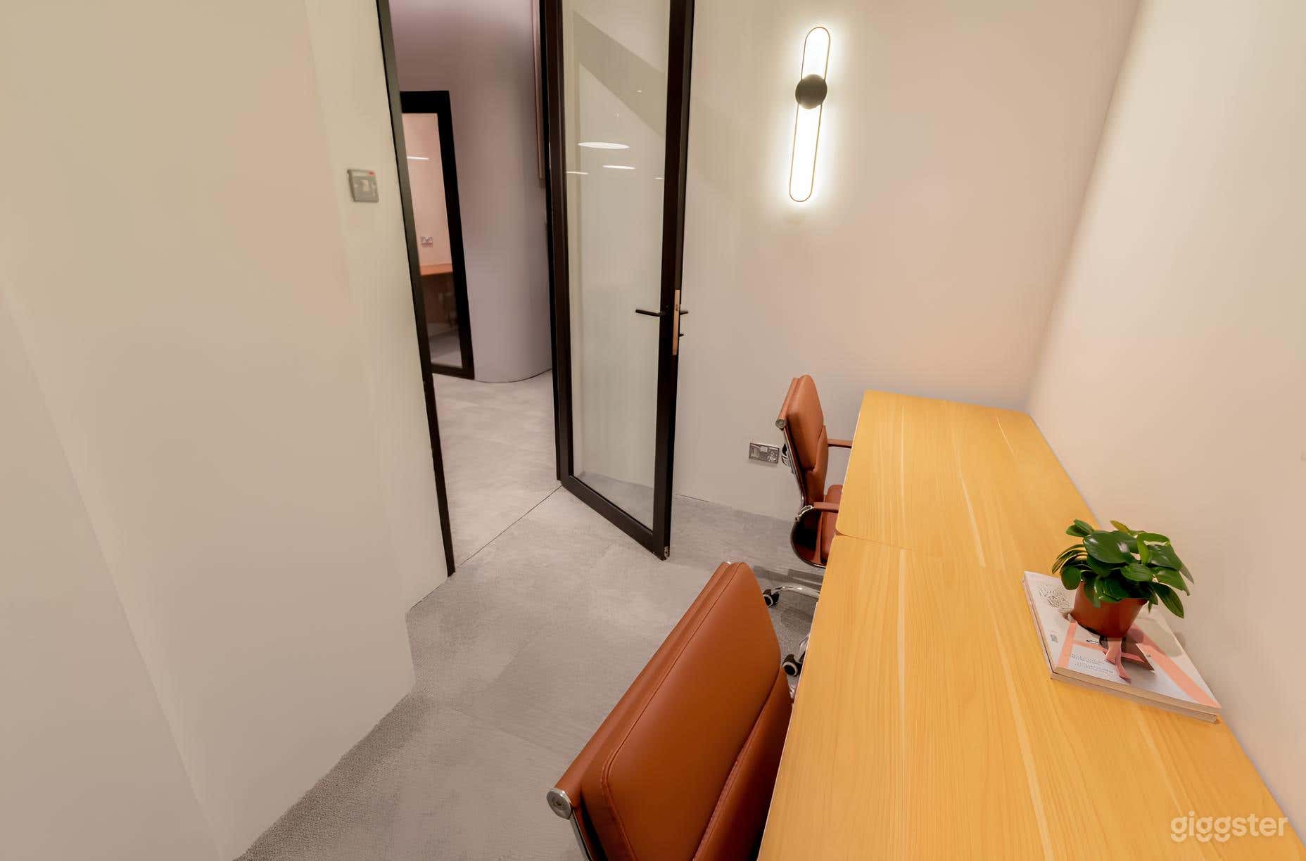 Urban Flexible Loft Studio Photo 4