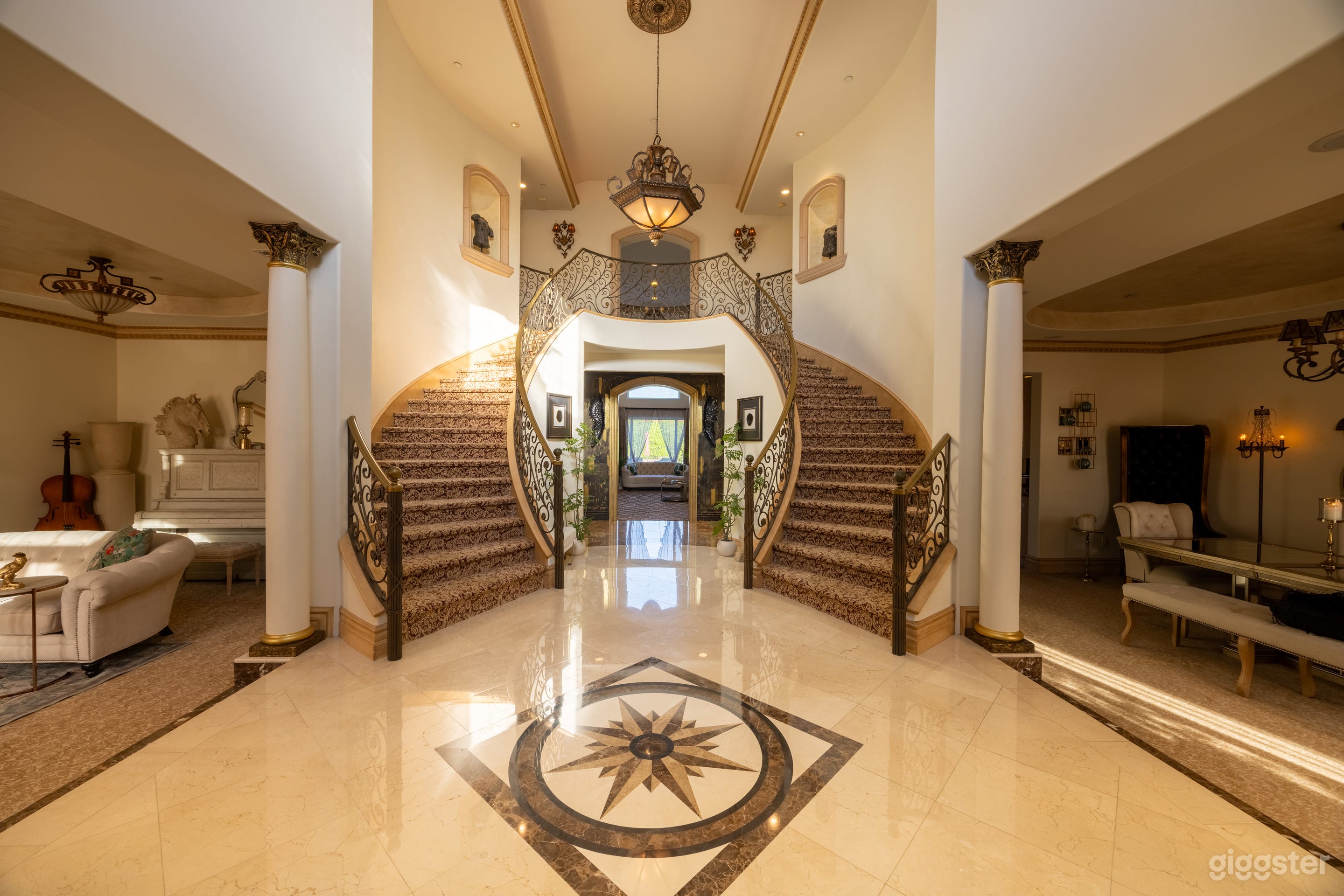 Vertical PERFECT 7,000sqft HUGE MANSION Photo 3