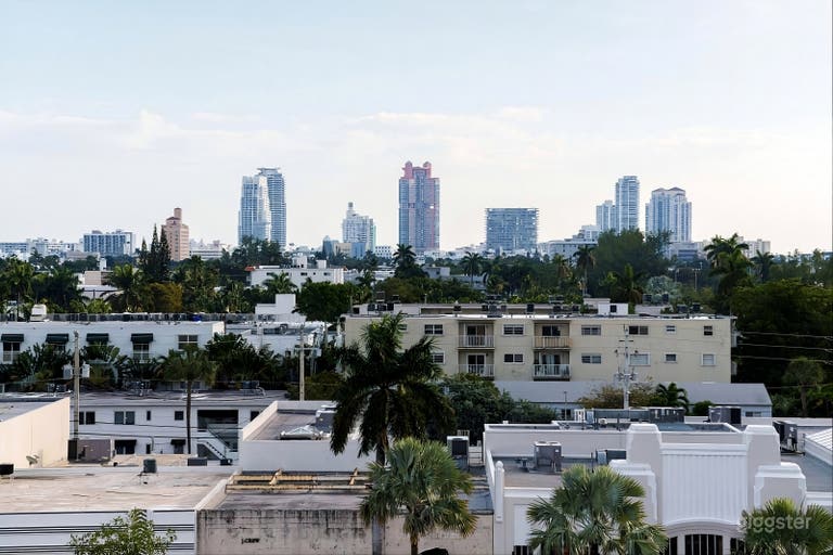  South Beach Rooftop Bar mit Skyline-Blick & Sonnenuntergangs-Atmosphäre 