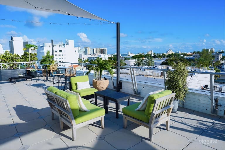  South Beach Rooftop Bar mit Skyline-Blick & Sonnenuntergangs-Atmosphäre 