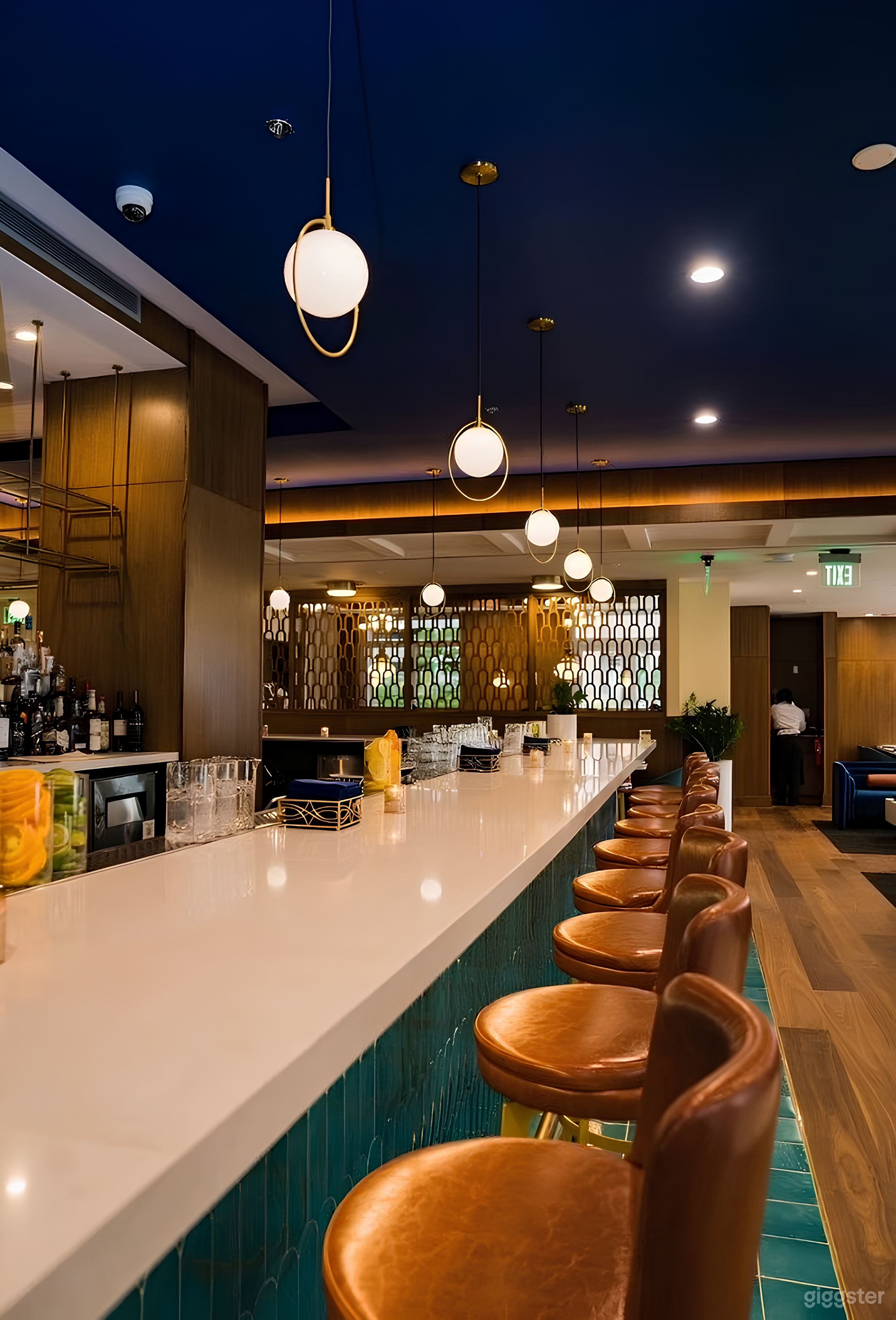 Restaurant's Bar Lounge Chic Space for Event & Small Gather Photo 3