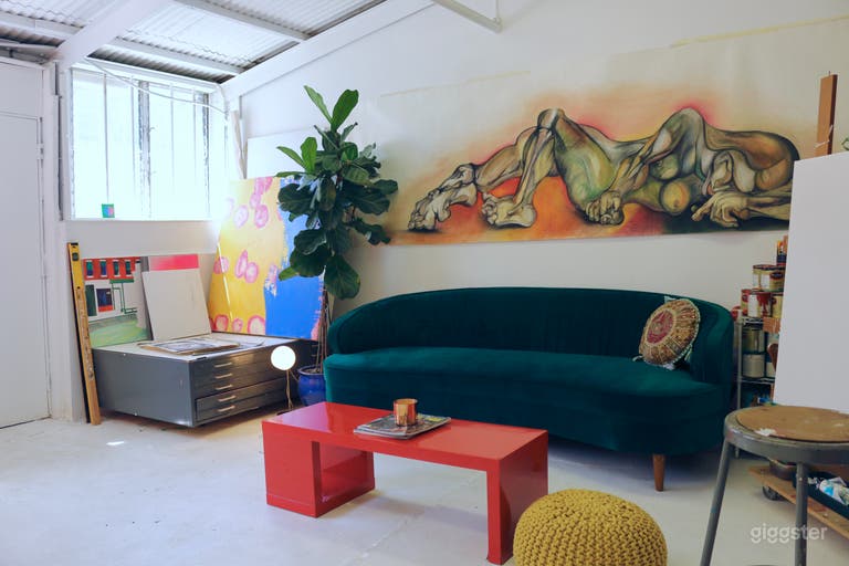  Vibrant Art Studio in the Heart of Santa Monica  