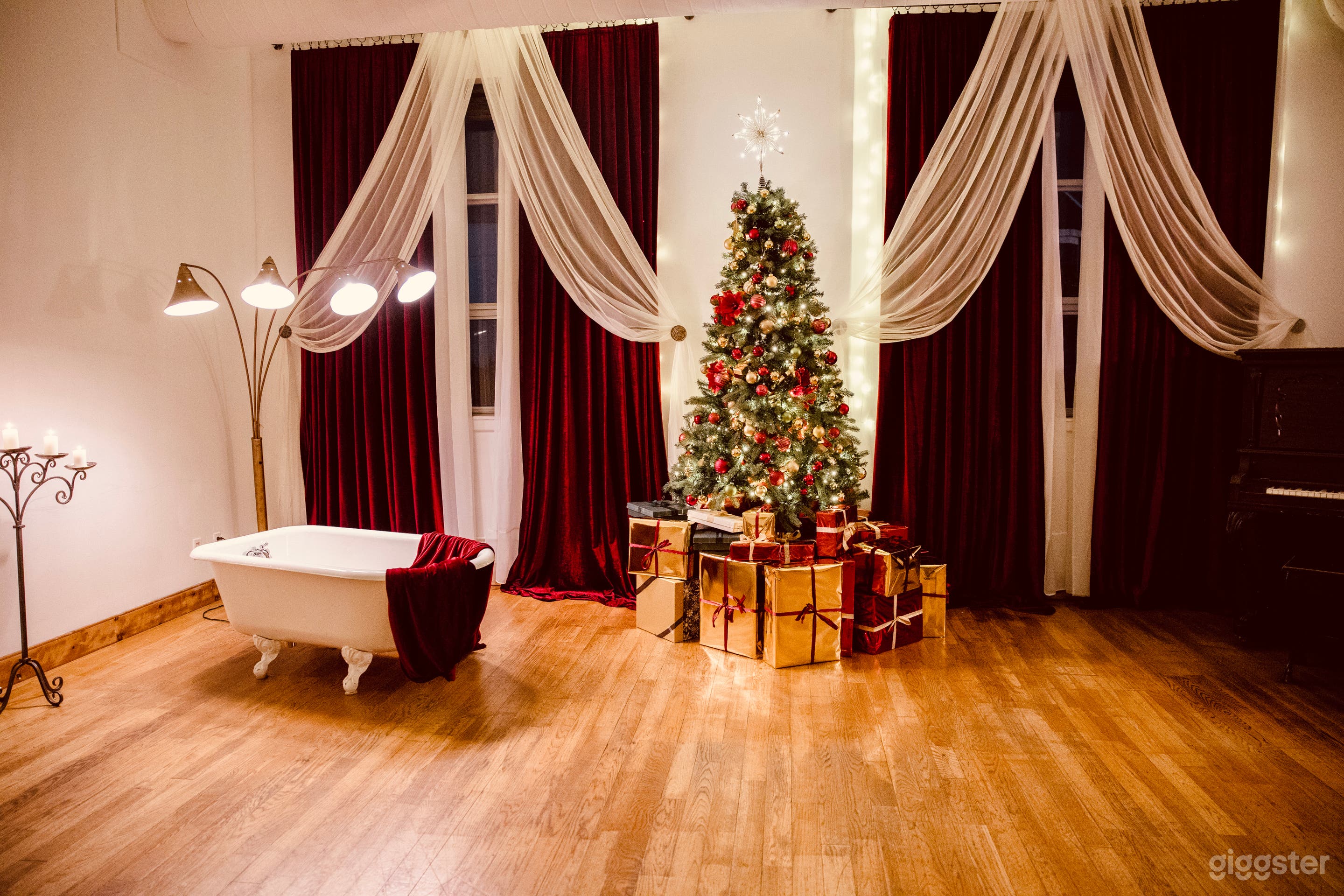 Holiday Set Up Nov. 15-Dec 26th. Tree/gifts on wheels so can be moved out of shot.