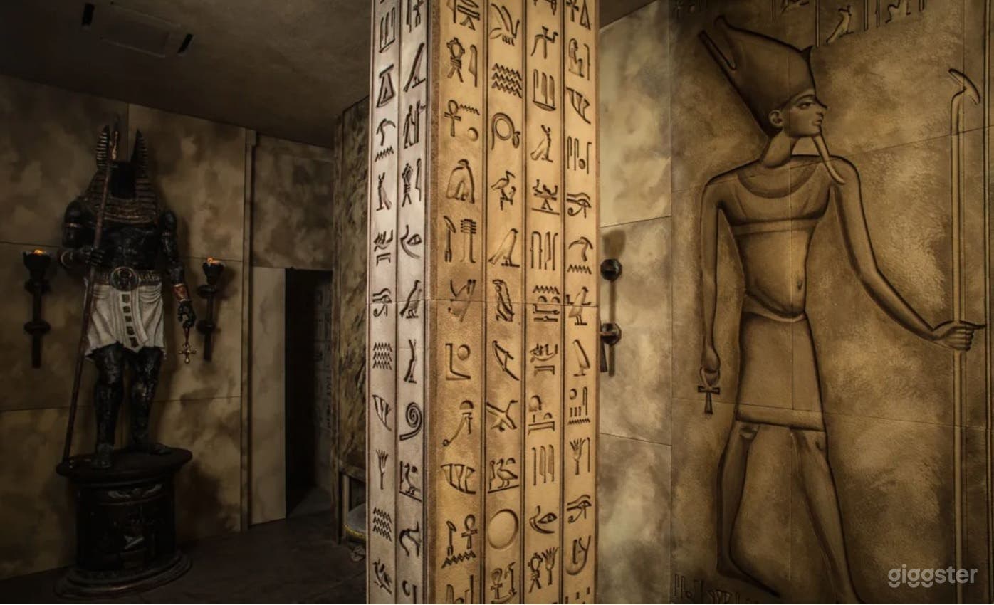 Egyptian Themed Room Photo 1