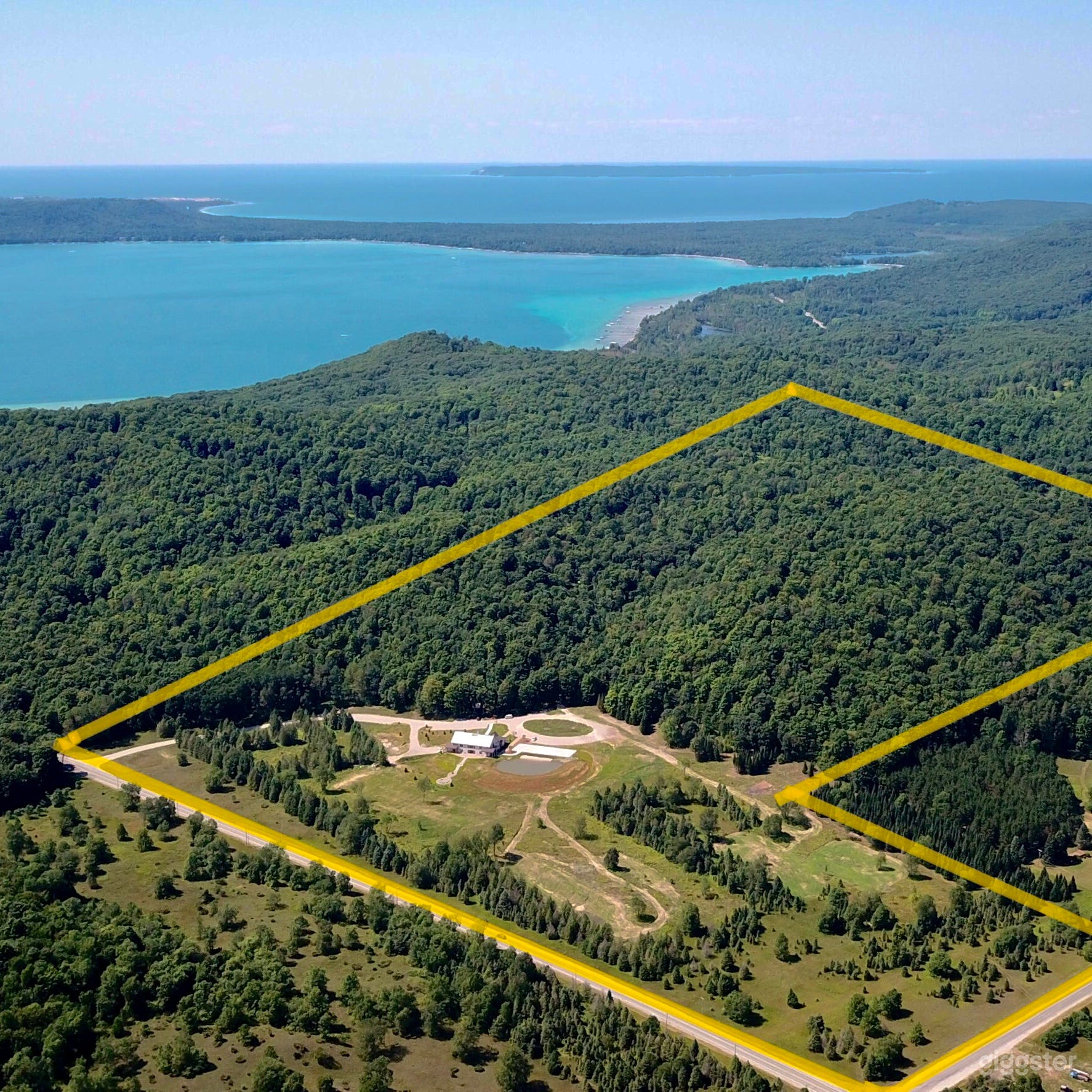 80 Acre Contemporary Resort, Forest &amp; Meadow Photo 1