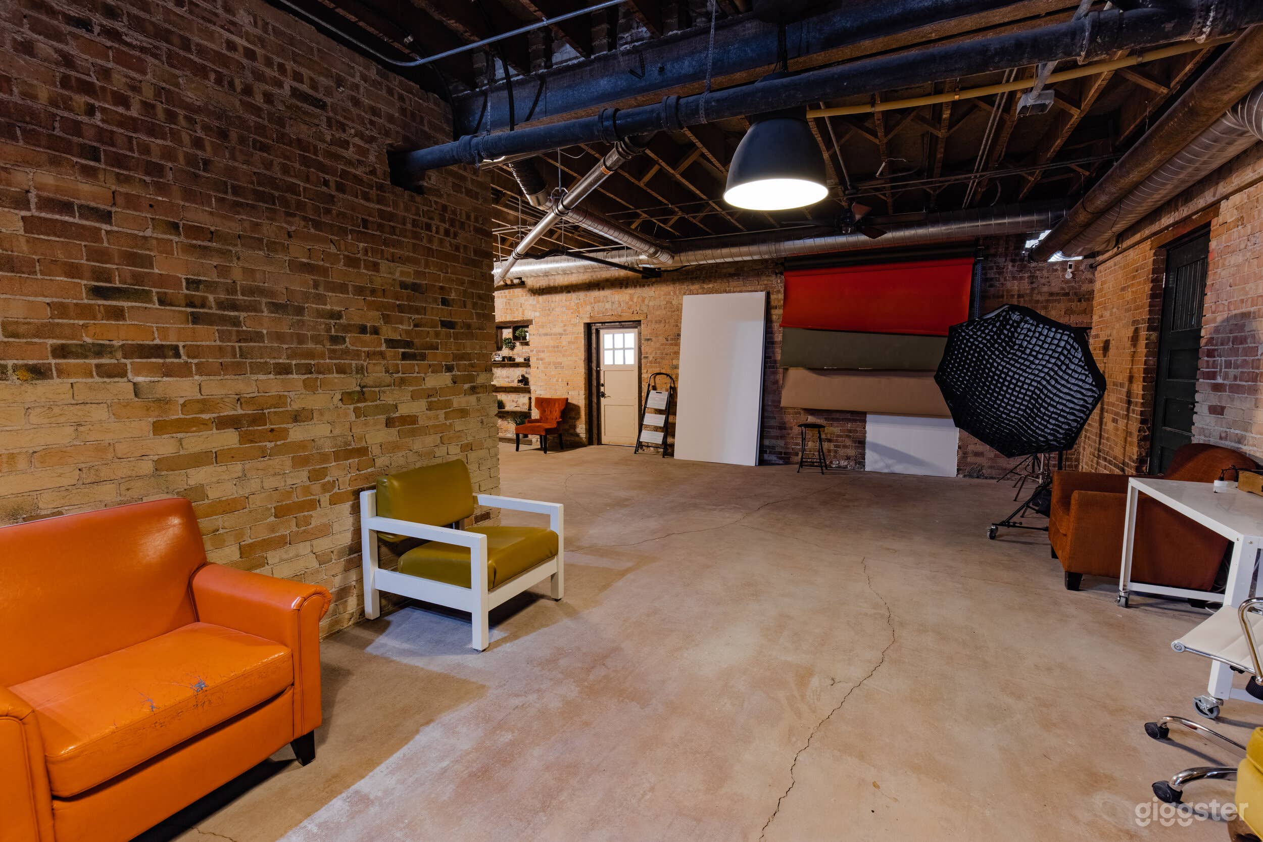 Basement Studio Space in Draper Photo 4