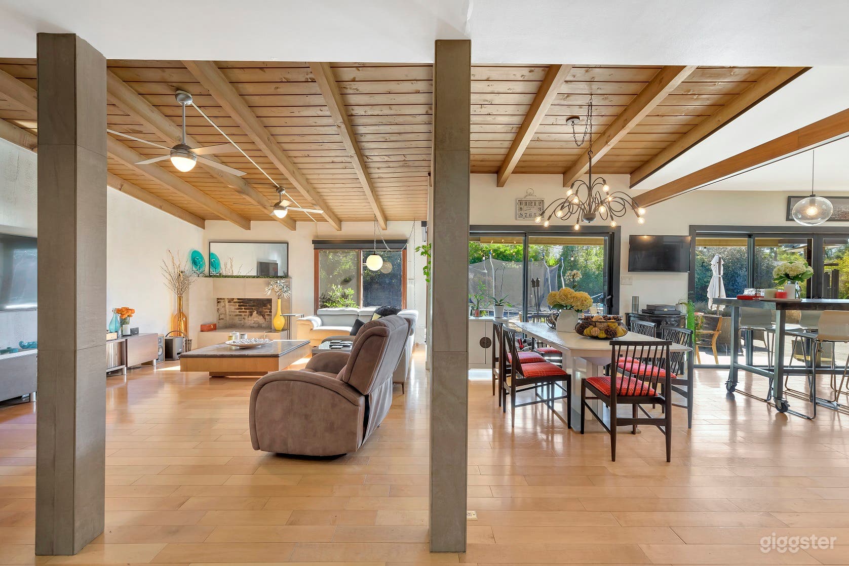 Walk in to the living room &amp; dining room