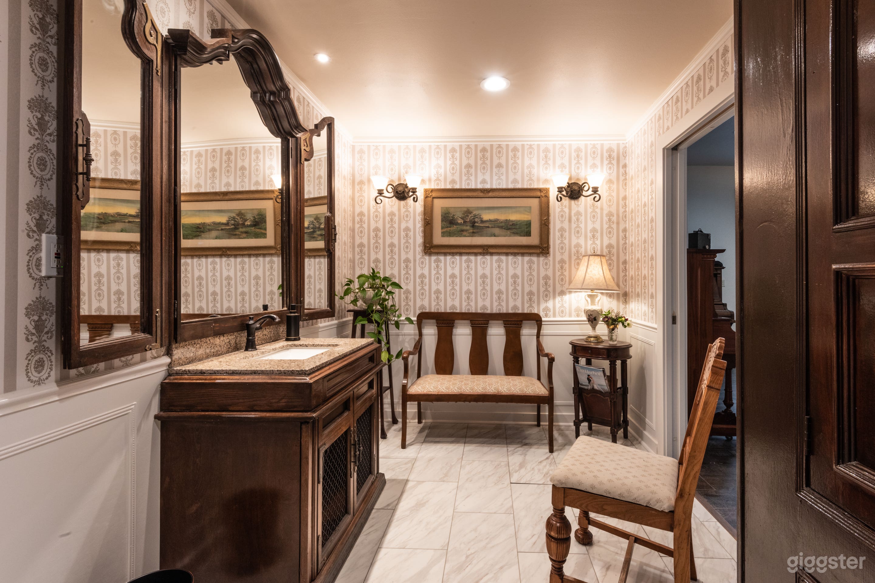 Event Venue Powder Room