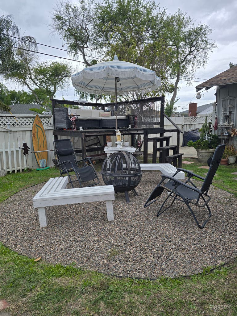  Country Garden Home, with a shabby chic/some retro 