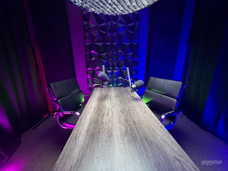  Intérieur du studio de podcast 
