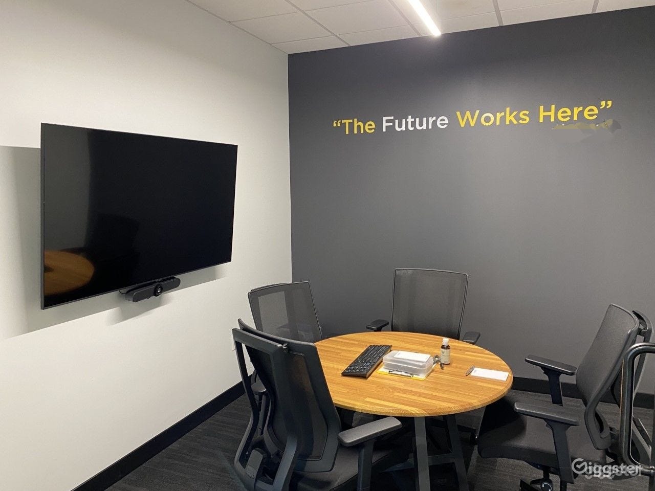 Corsair Conference Room Photo 3