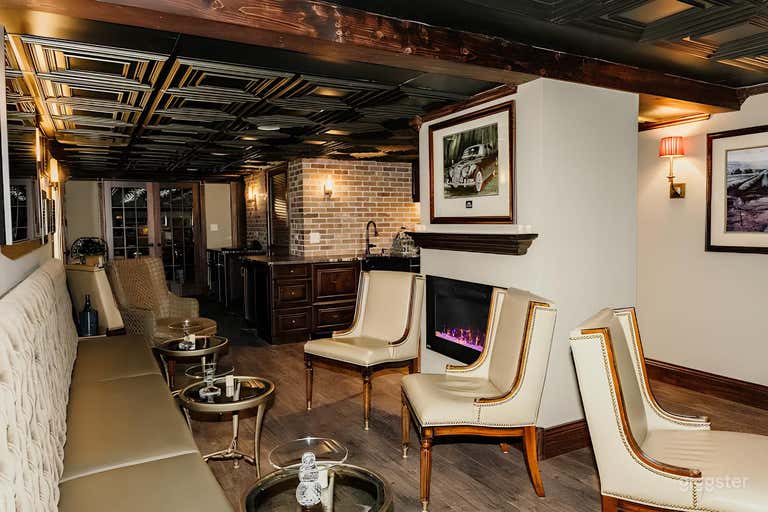  Construida en 1893-Speakeasy. Vintage, vigas expuestas y techo de hojalata 