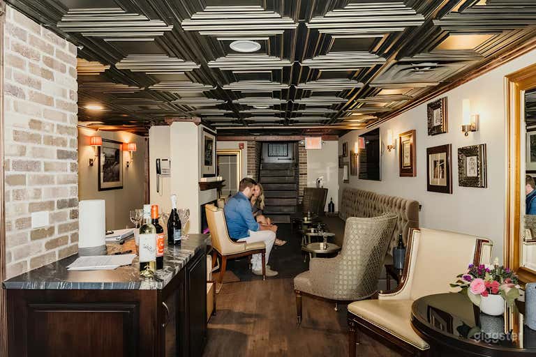  Construida en 1893-Speakeasy. Vintage, vigas expuestas y techo de hojalata 
