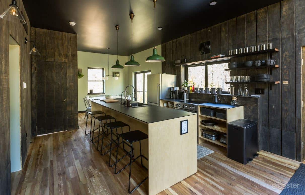 Tranquil Chalet House in South Jersey Photo 2