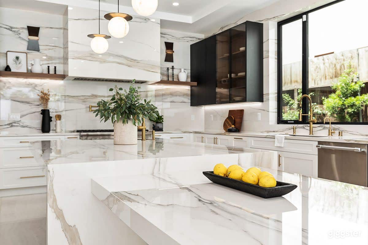 White clean kitchen