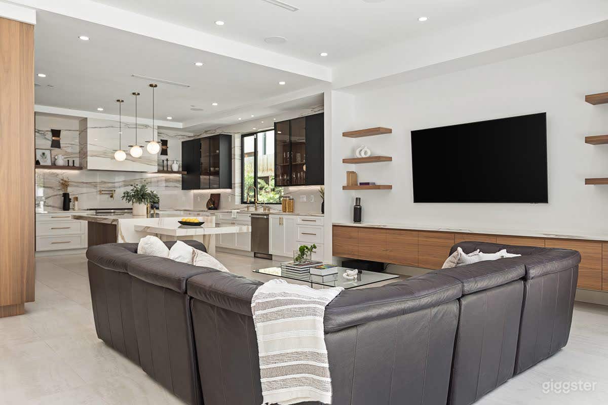 Contemporary Modern Open Kitchen Mansion Brentwood Photo 4