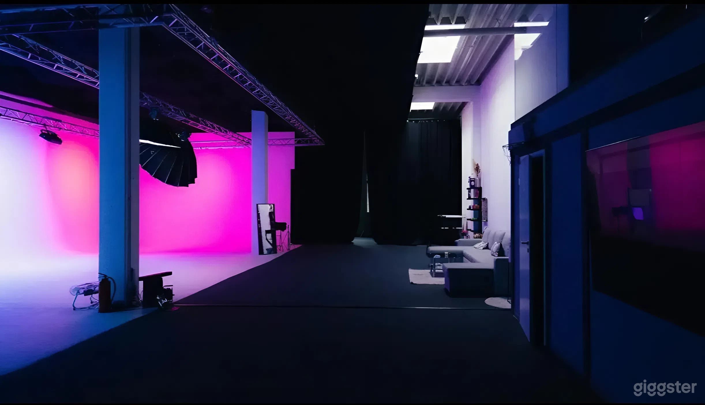 Modernes Content- & Filmstudio mit kreativem Raum Foto 3