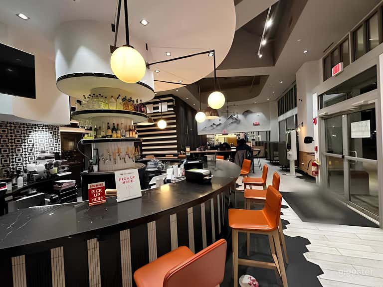  Cozy & Hip Cafe (Back Bay) 