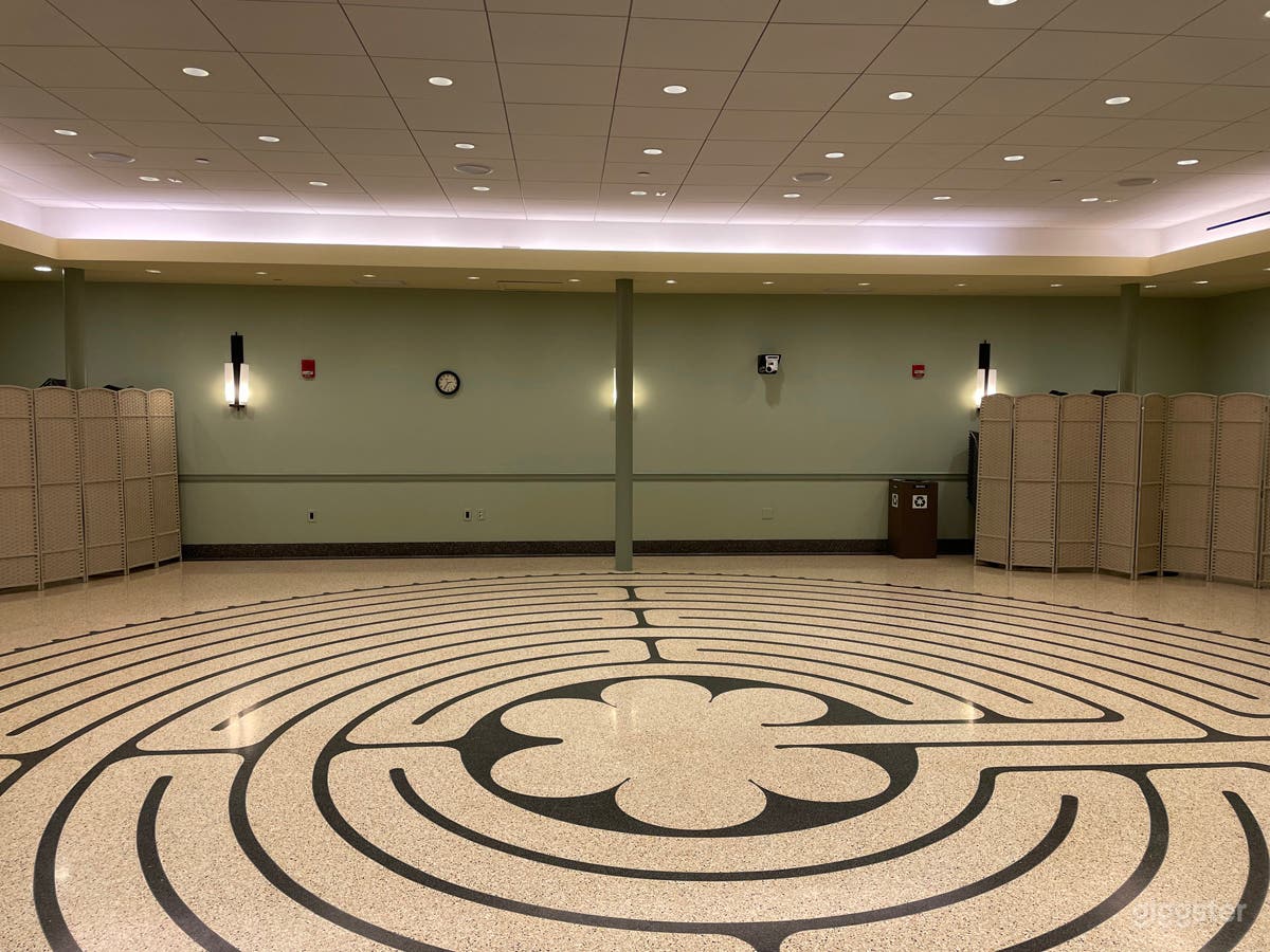 The Labyrinth: Flexible Assembly Space in NYC Photo 2