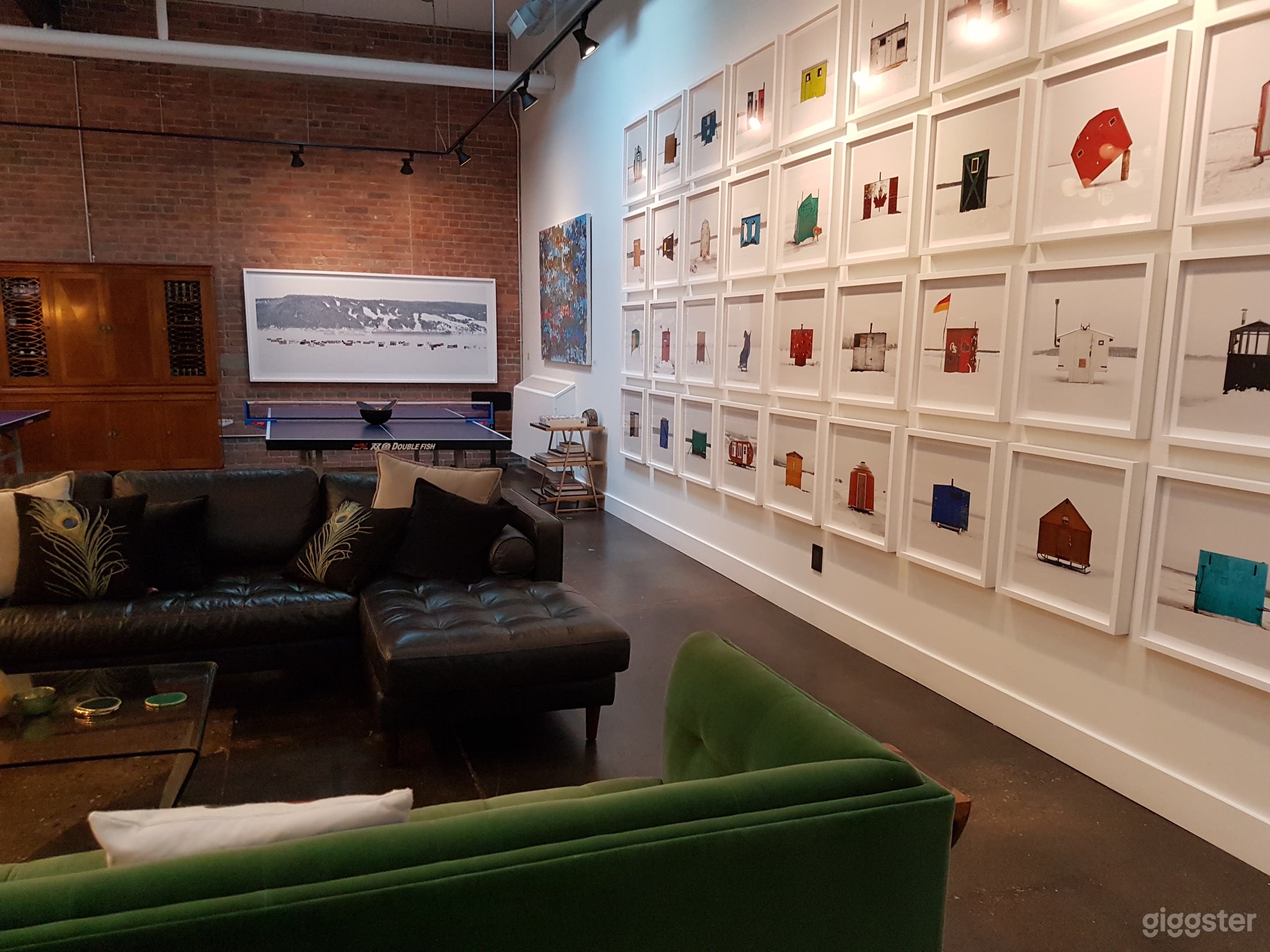 Multi-Level Contemporary Loft Photo 3