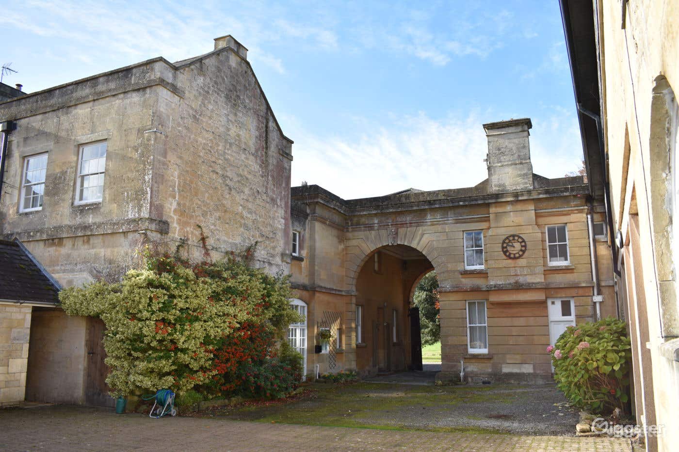 Upper Dovecote in Bristol Photo 4