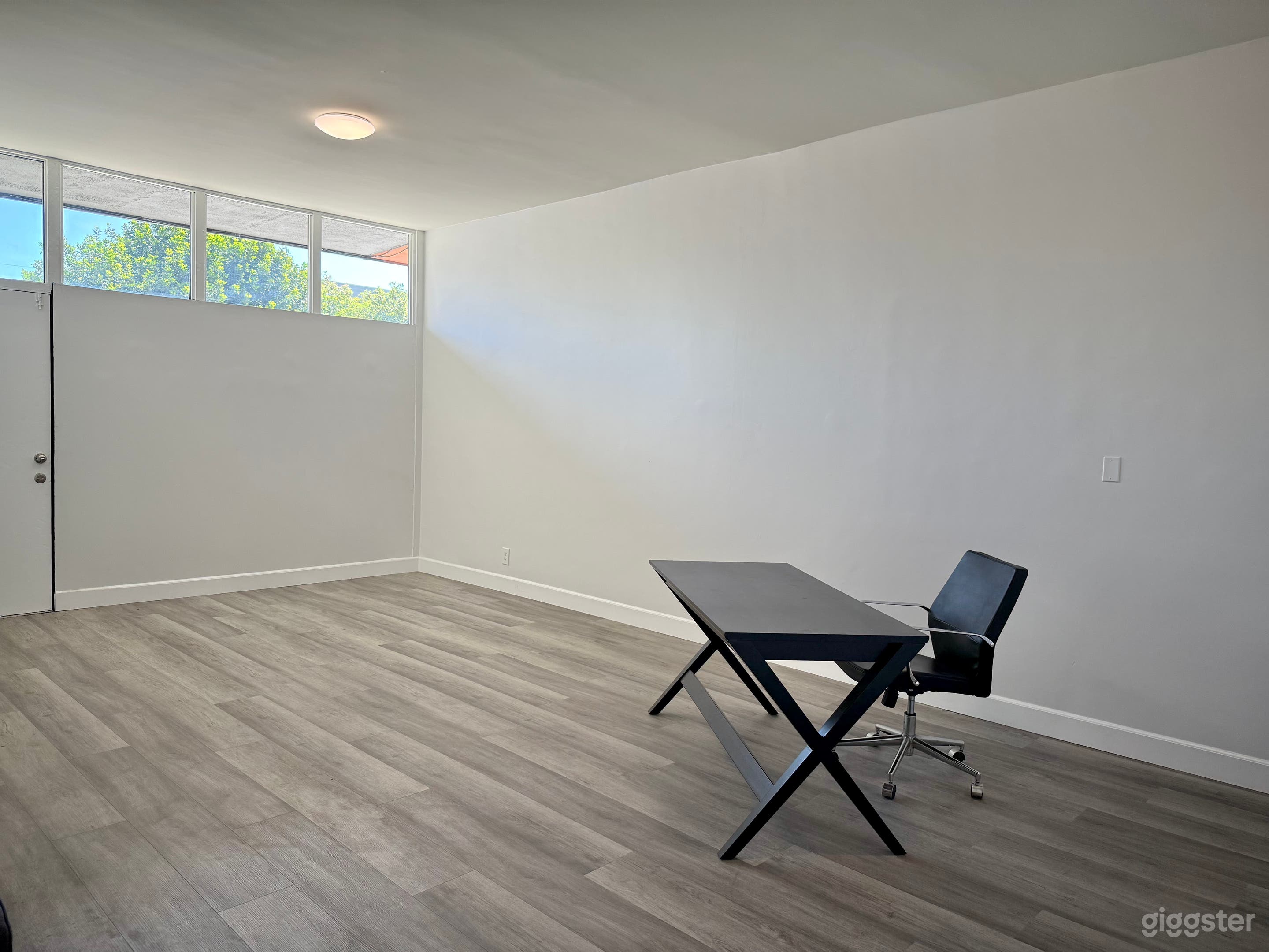 Flex and Open Space in Zaferia Neighborhood Photo 1