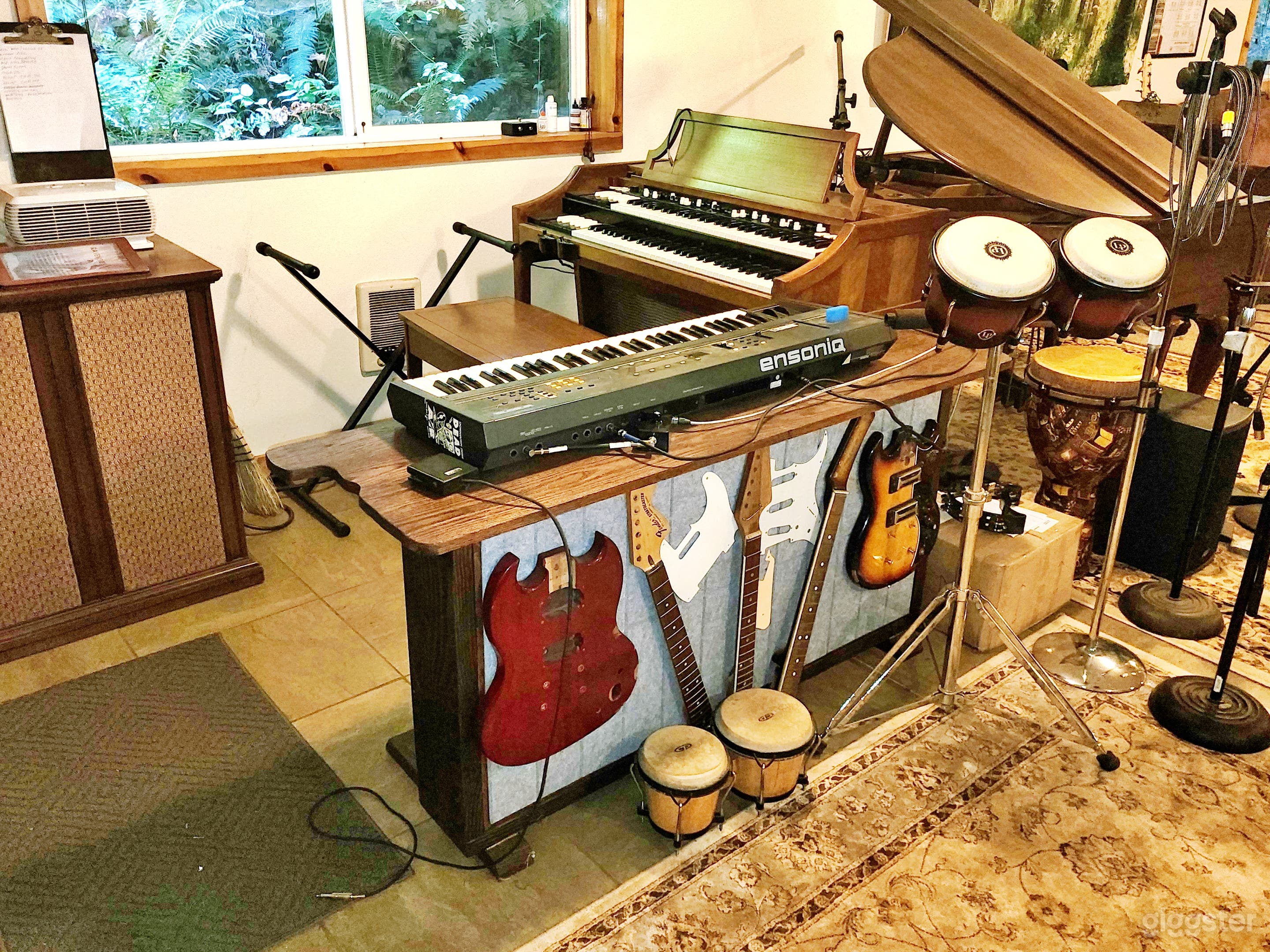 Music Studio for Productions &amp; Recordings Photo 4