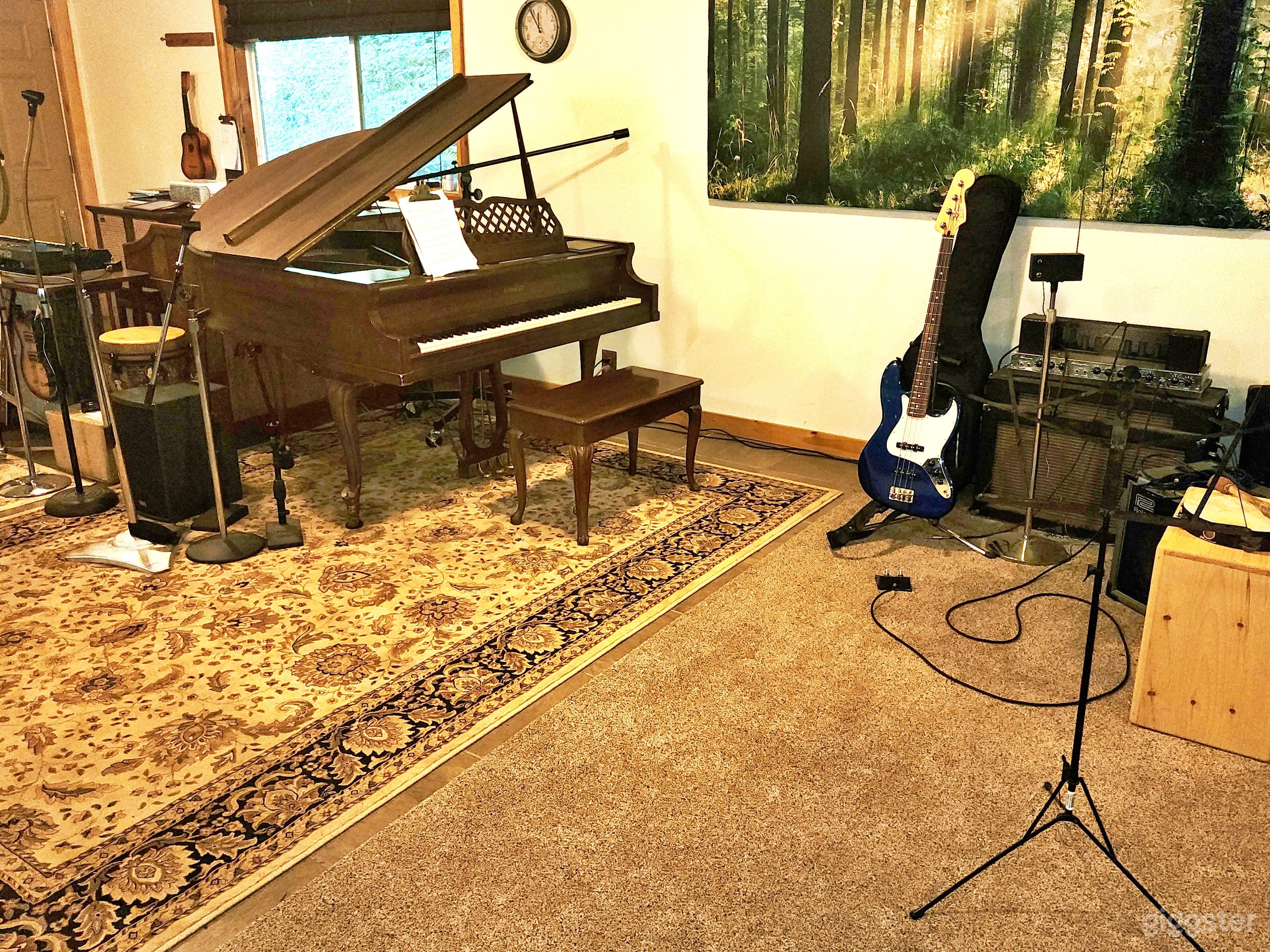 Music Studio for Productions &amp; Recordings Photo 3
