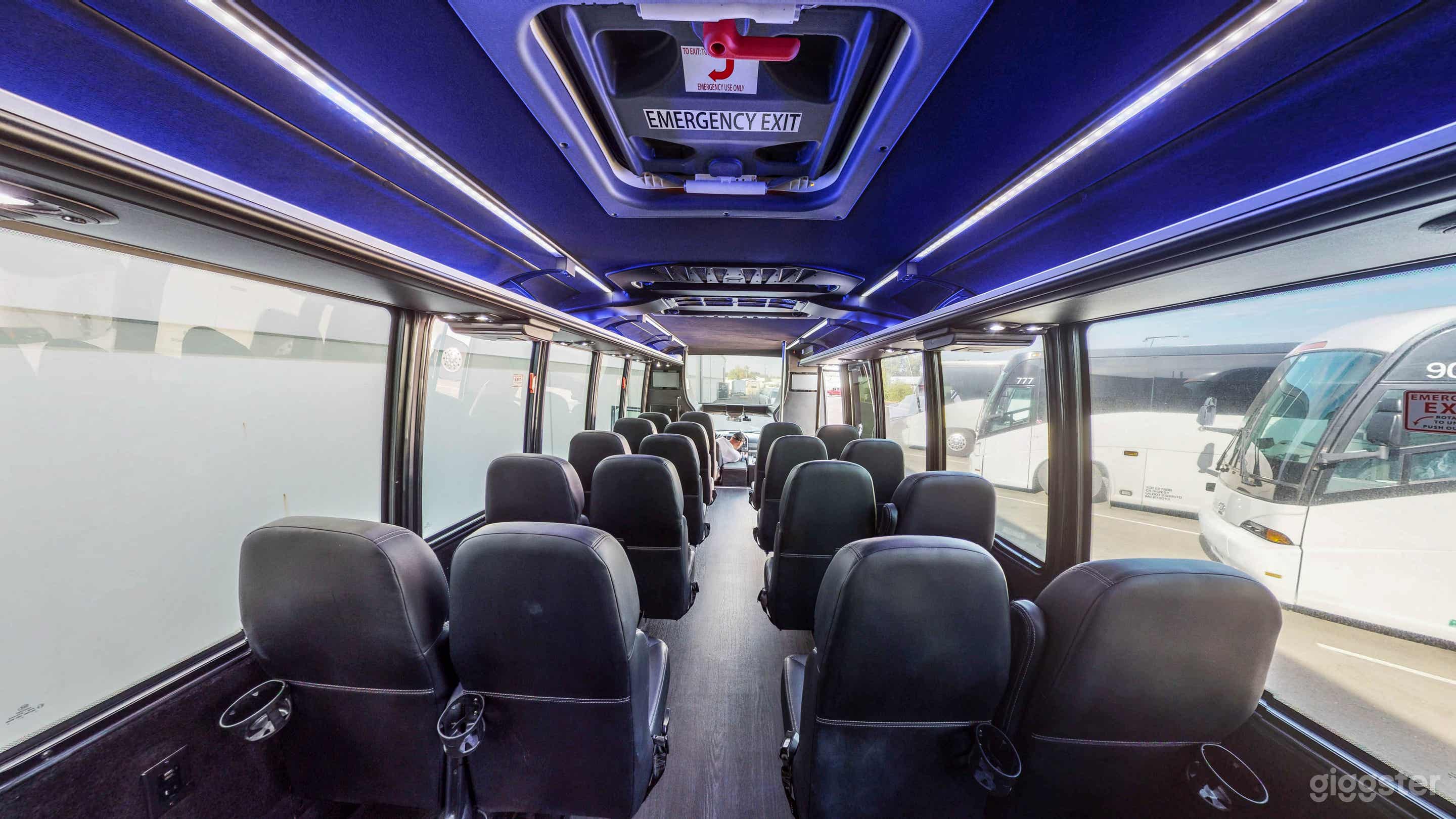 Ford F550 Bus Executive Photo 4