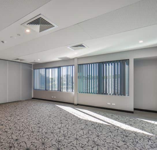 Elegant Eden Island Room for Small Meertings Photo 1