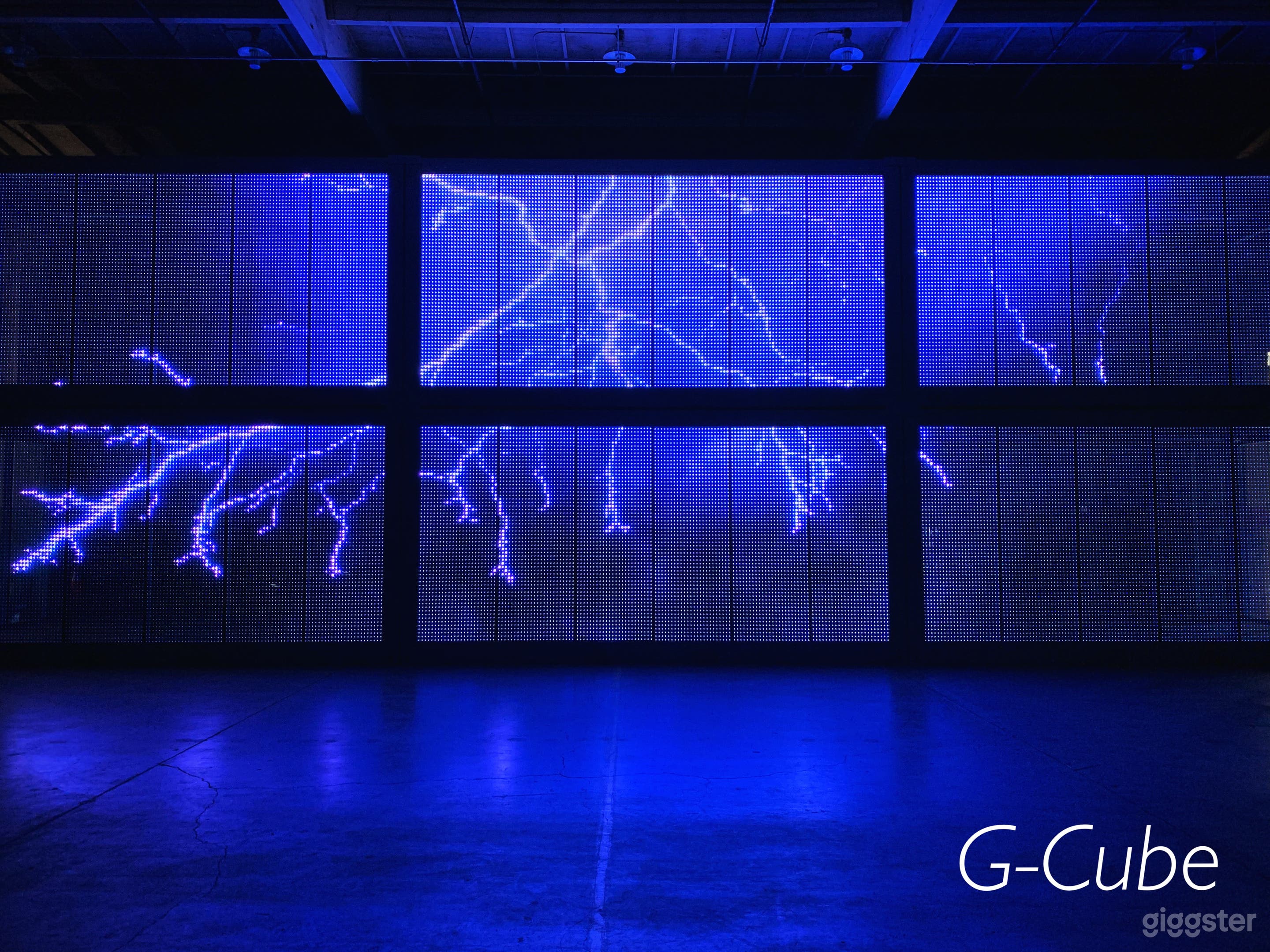 One of a kind "MEDIA GLASS TRANSPARENT LED WALLS" Photo 2