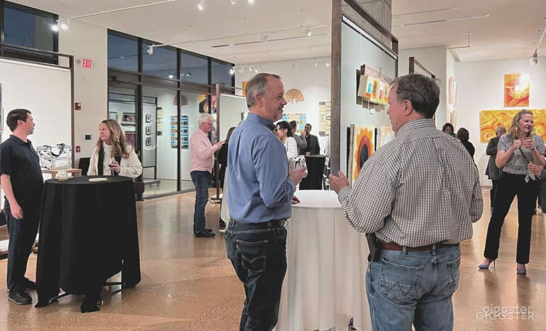  Desert Light Gallery: A Haven for New Mexico Artistry 