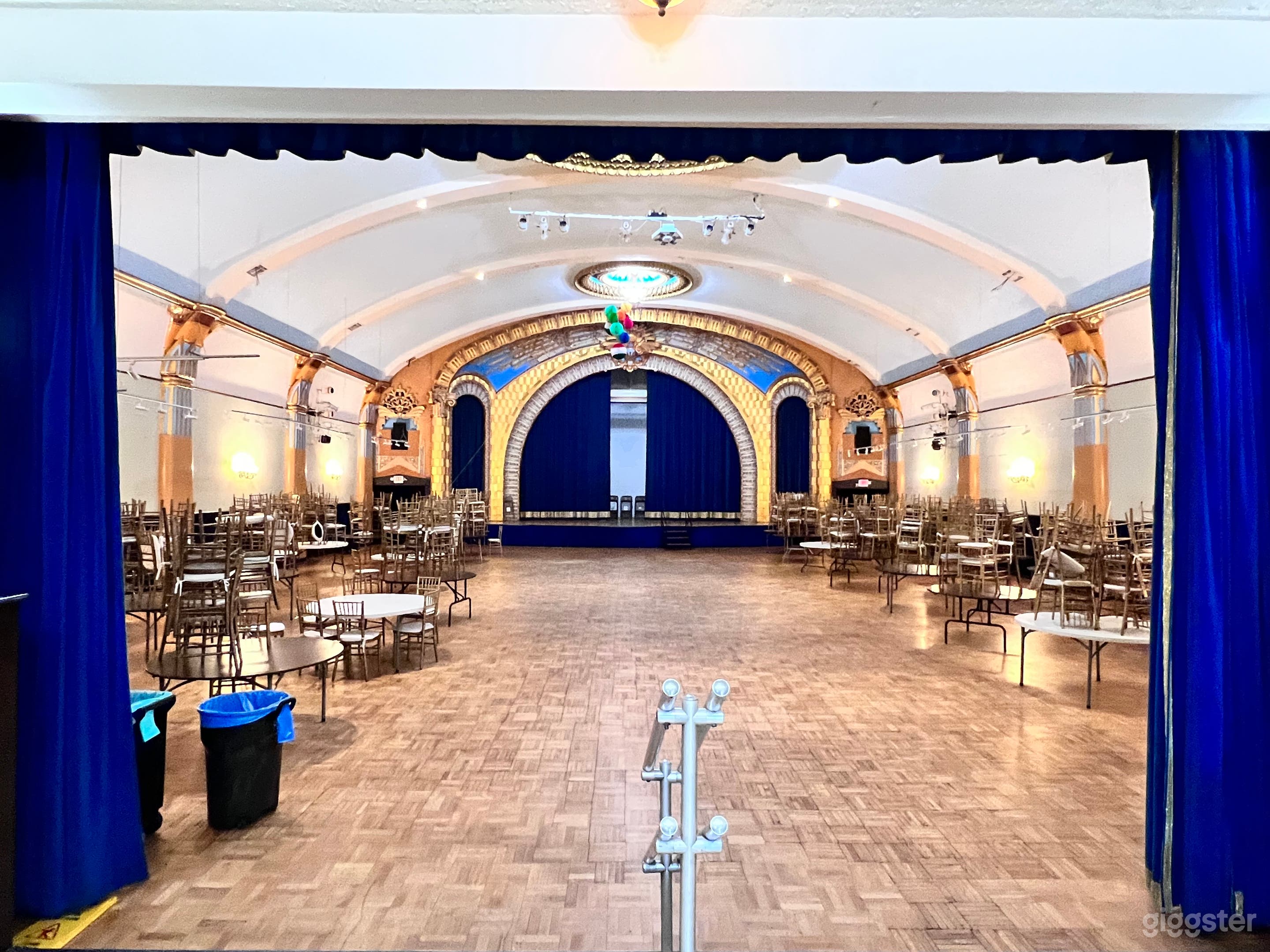 Cultural Center in Los Angeles Photo 3