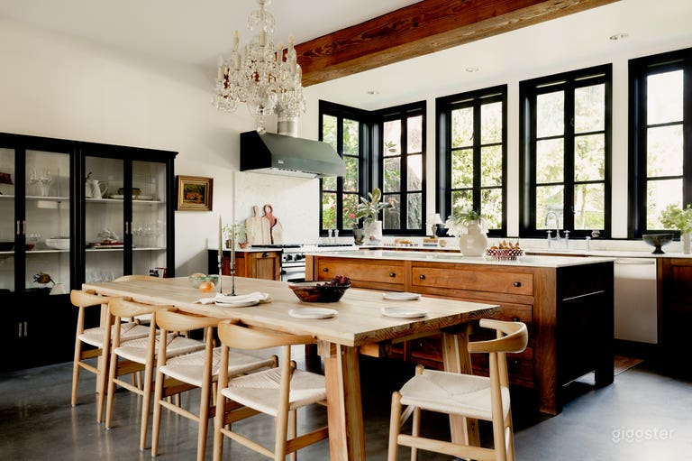  Dining room + Kitchen 