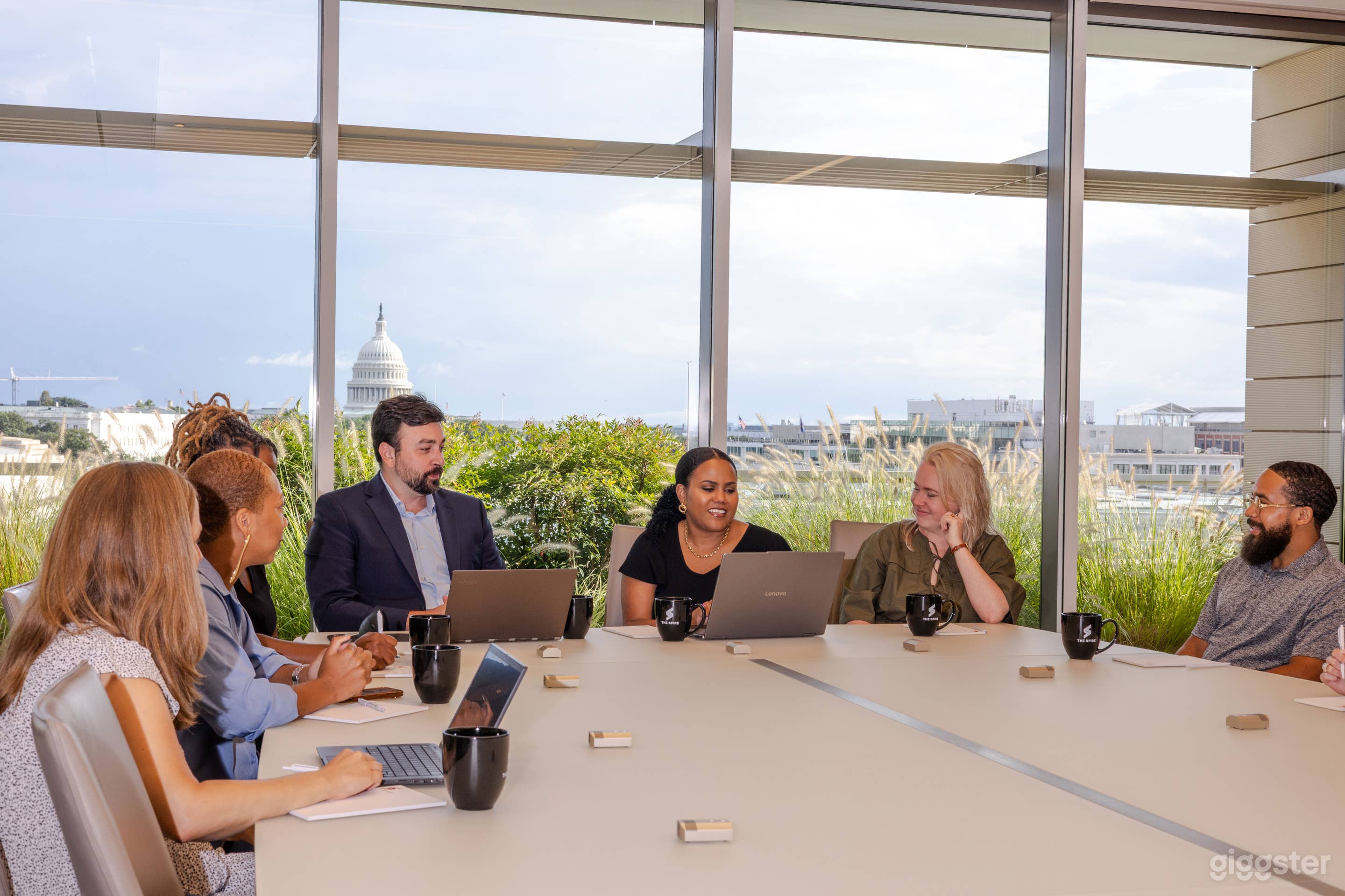 Summit Boardroom Photo 3