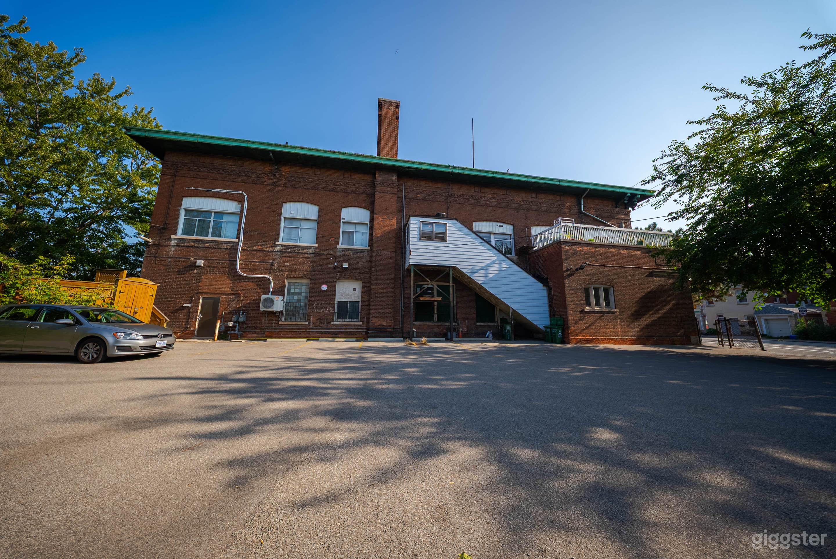 Charming Historic Studios Photo 4