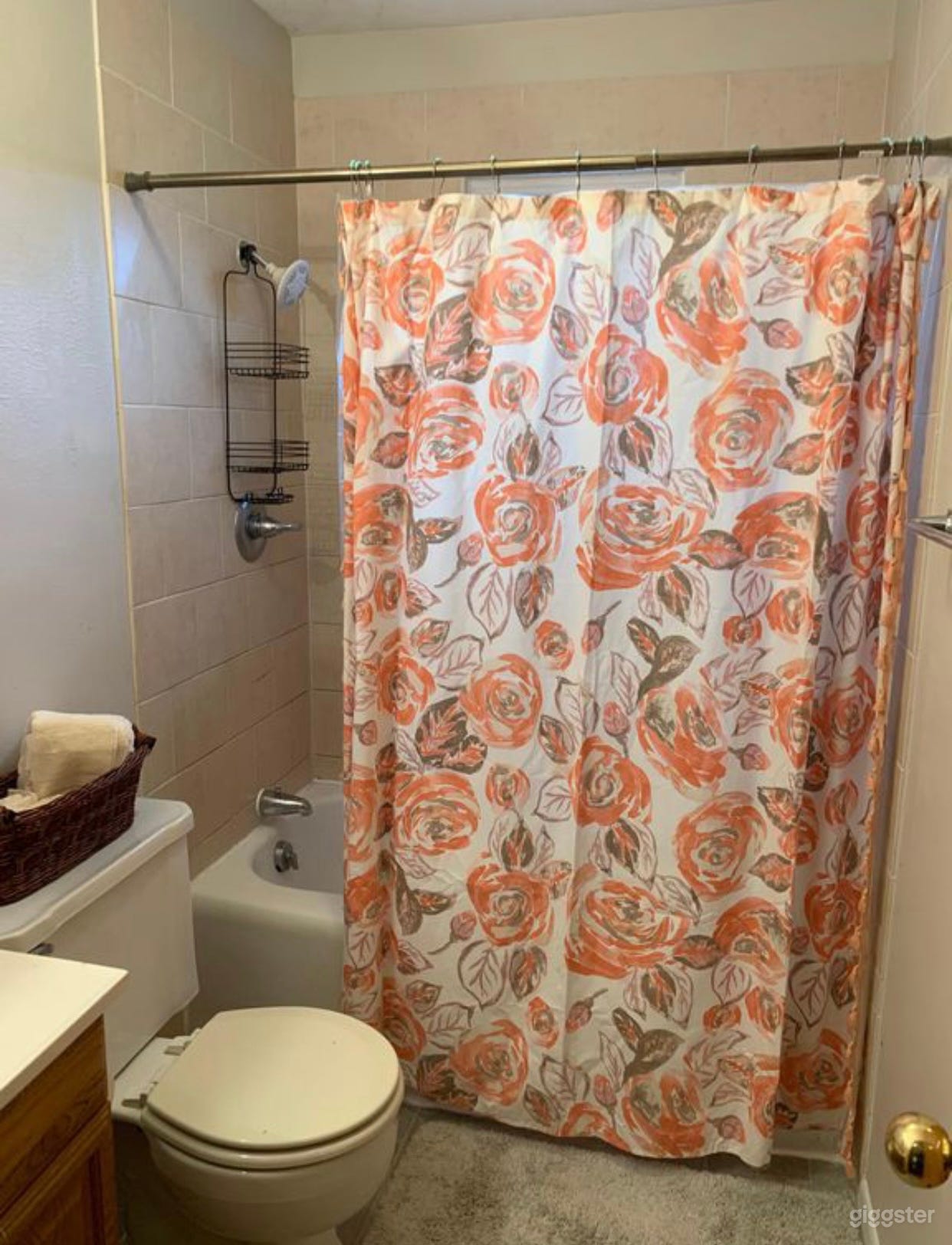 STUDIO ROOM FOR RENT Photo 2