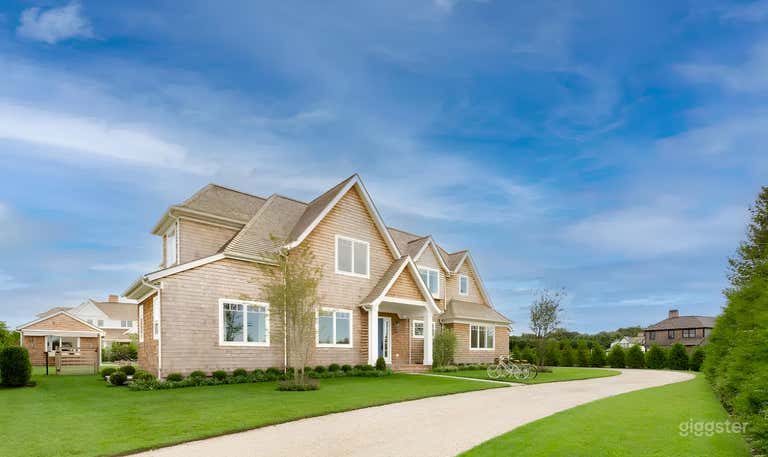  Luxury Home in Southampton 