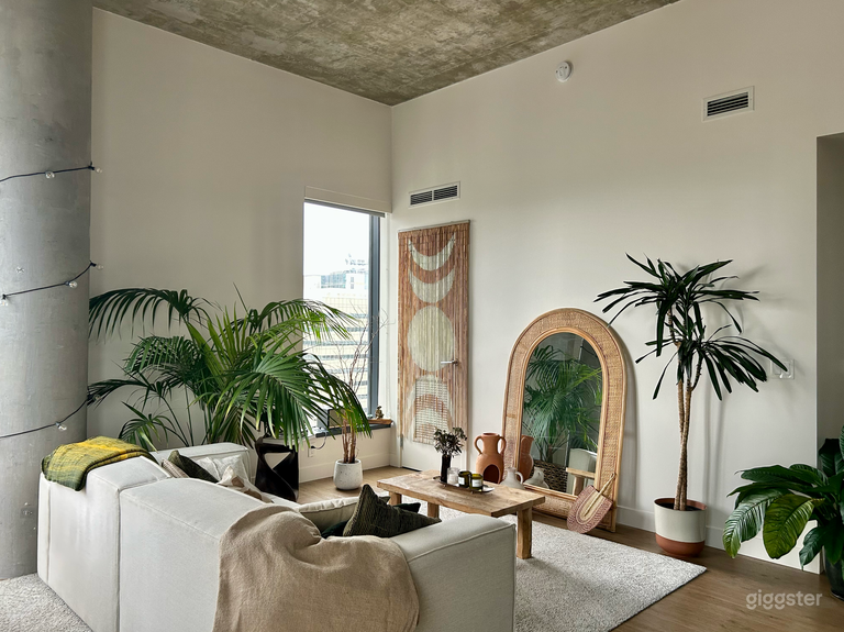  Downtown Loft with Bay View 