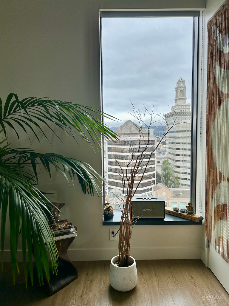  Downtown Loft with Bay View 