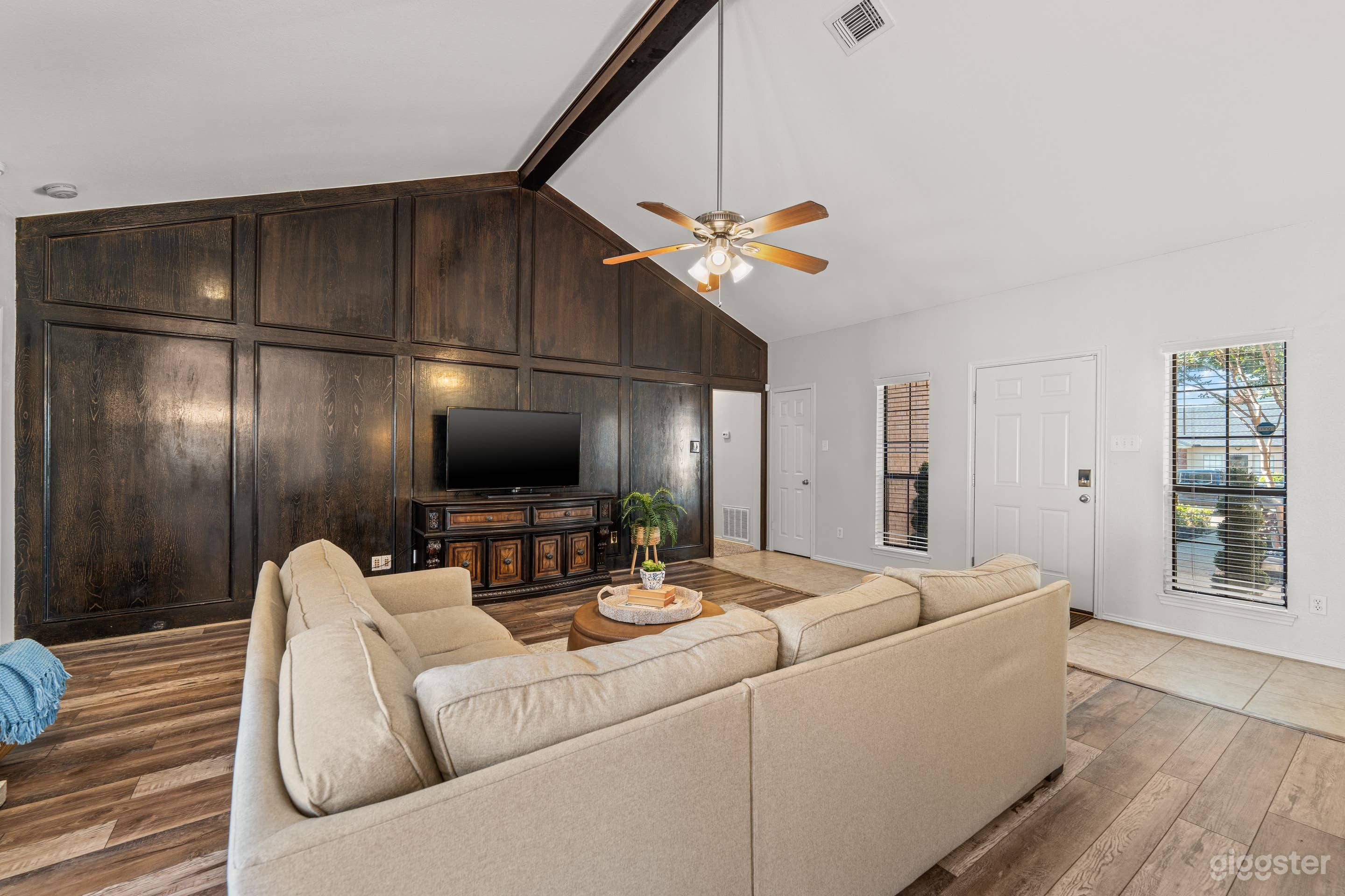 Acostas Retreat - Pool oasis Photo 4