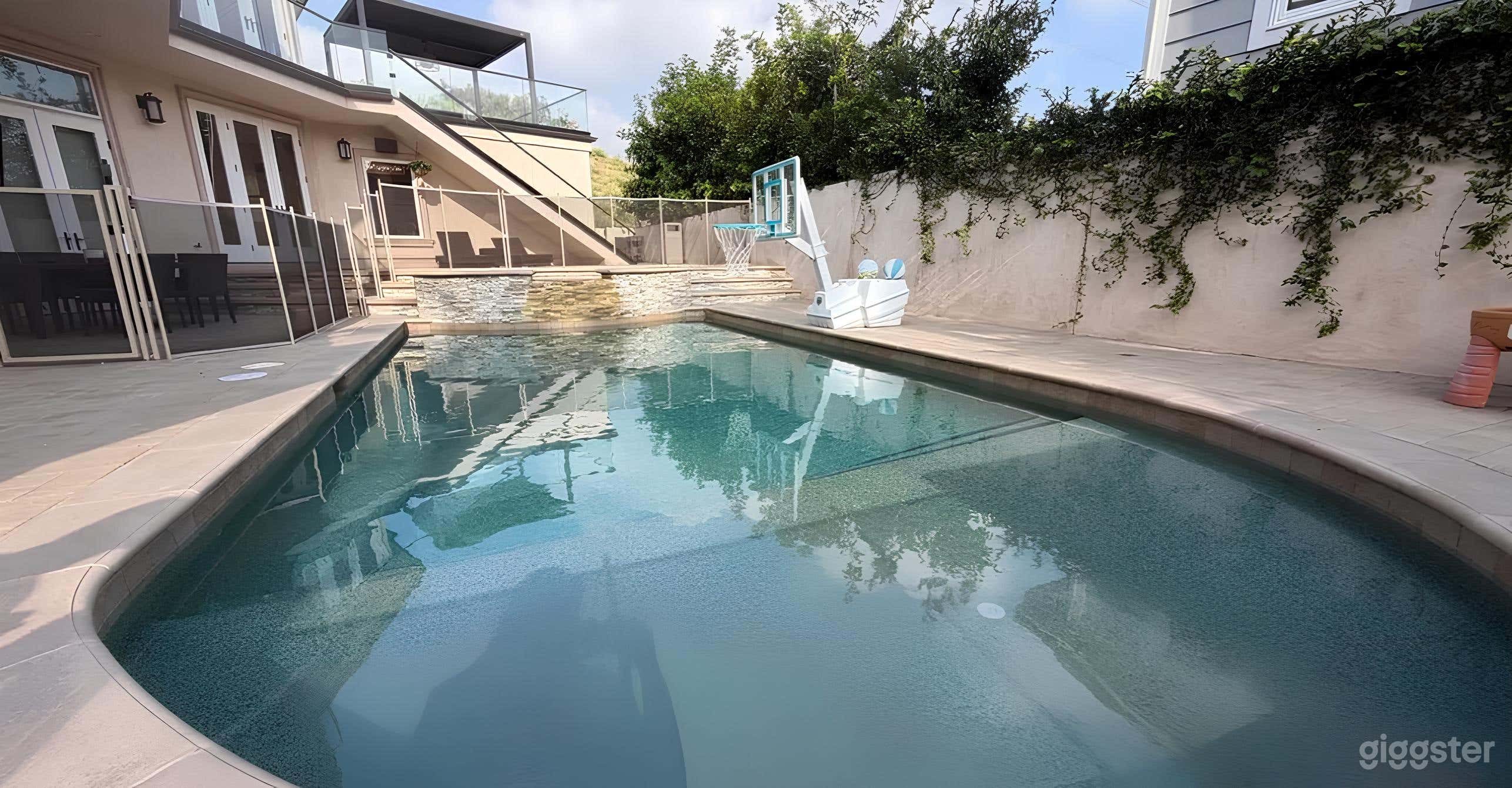 Naturally Bright Pool Area Photo 2