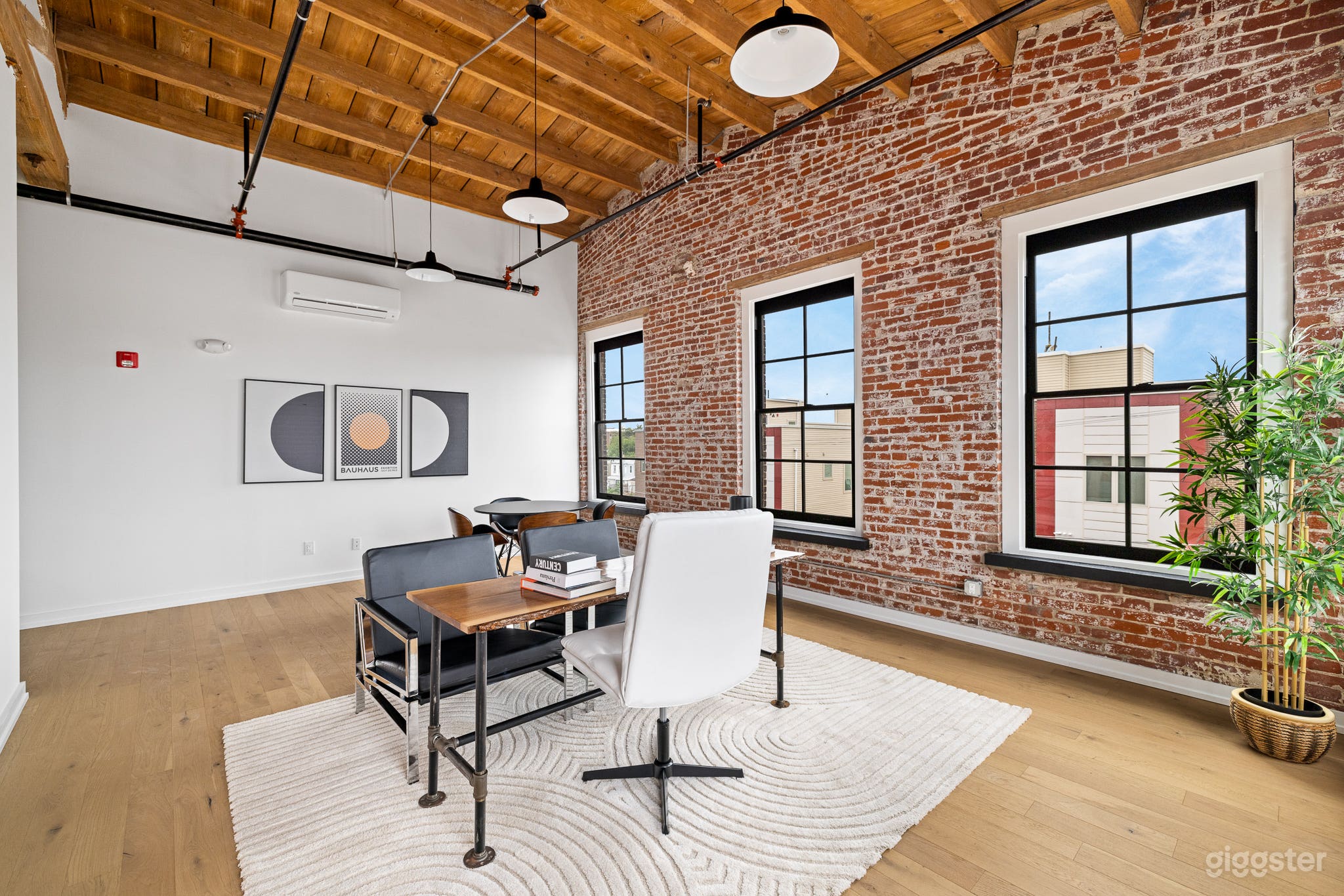 Industrial-Chic Office &amp; Workspace in Philadelphia Photo 1