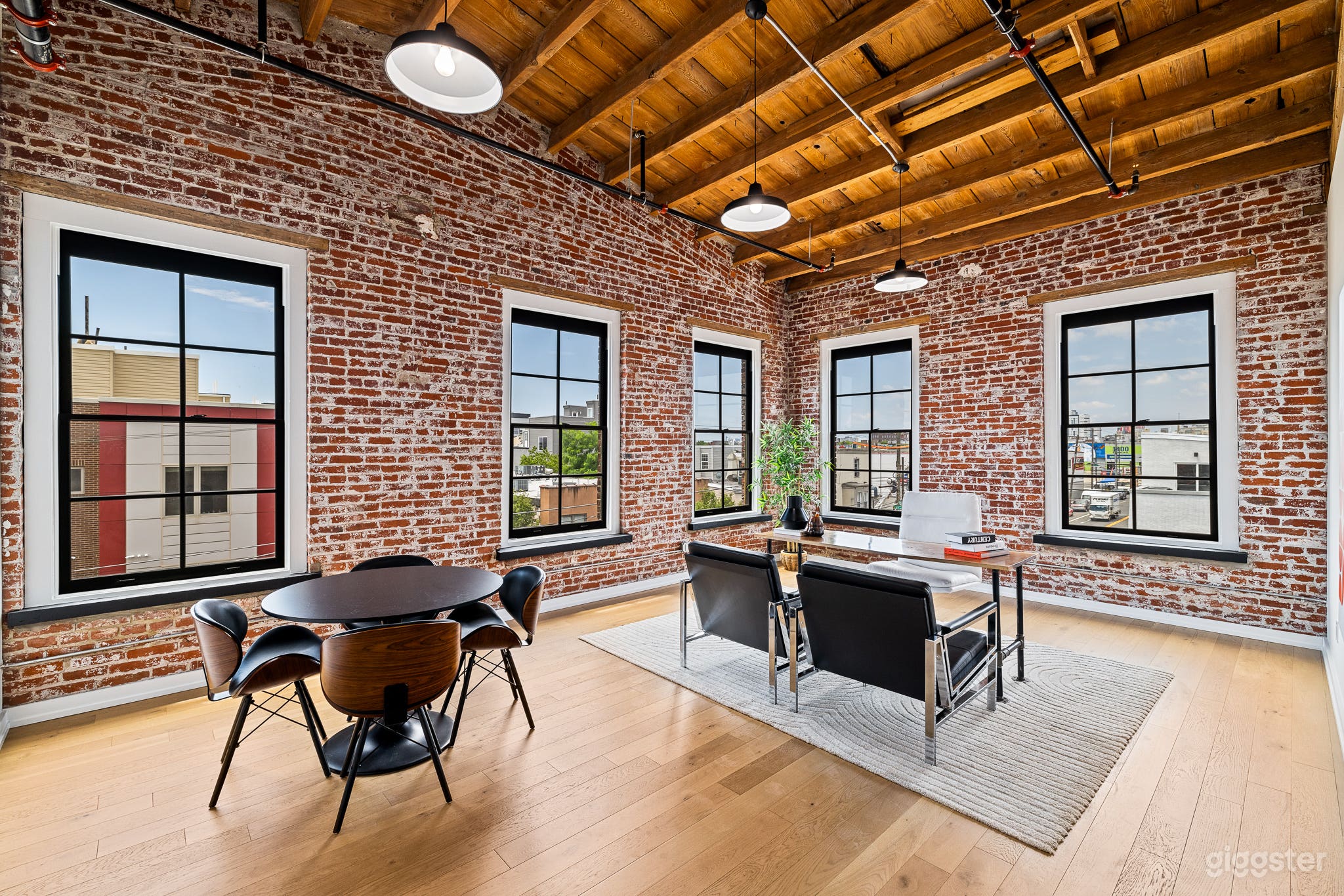 Industrial-Chic Office &amp; Workspace in Philadelphia Photo 2