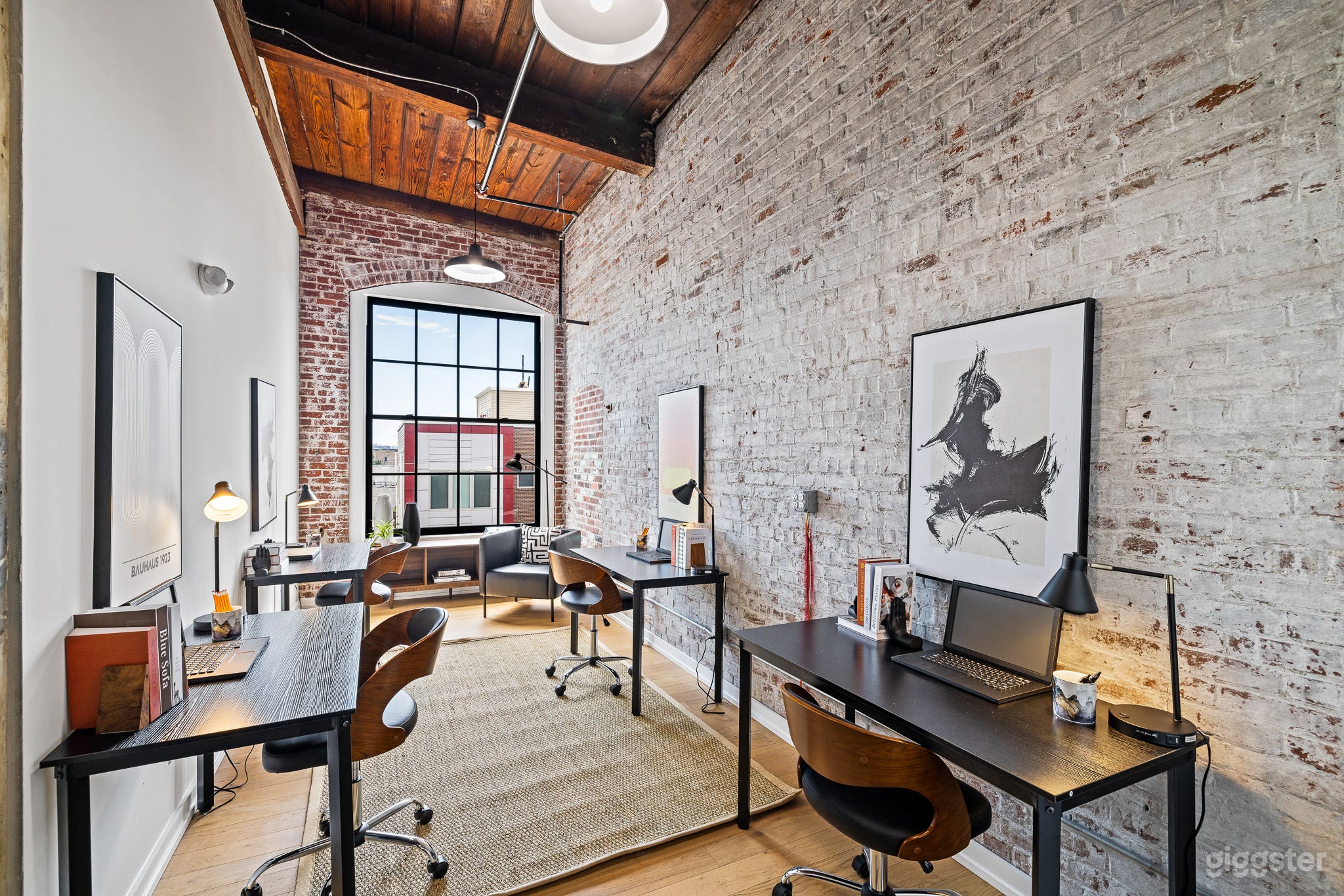 Industrial-Chic Office &amp; Workspace in Philadelphia Photo 3
