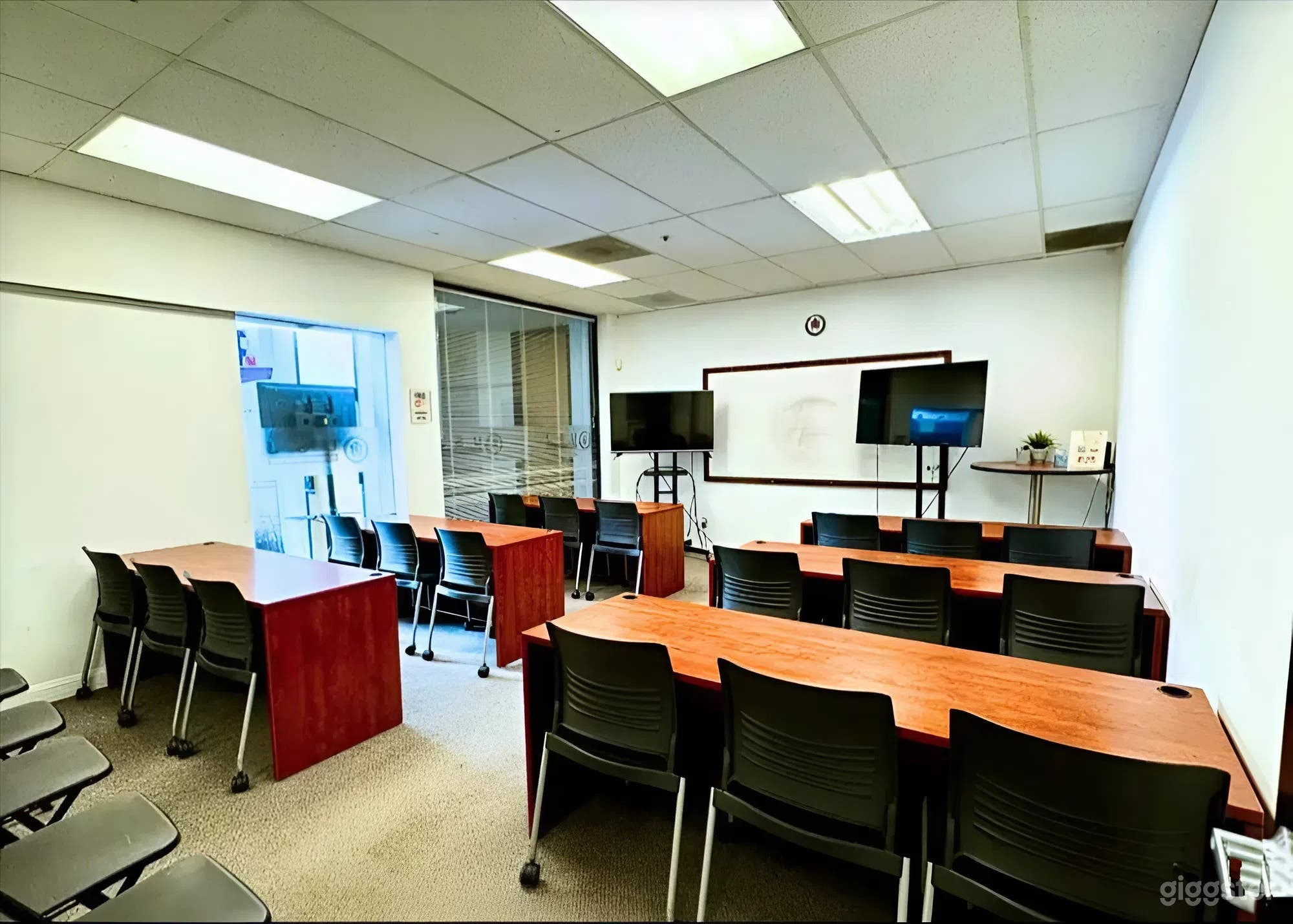 Quiet Meeting &amp; Training Space in Downtown San Jose Photo 1
