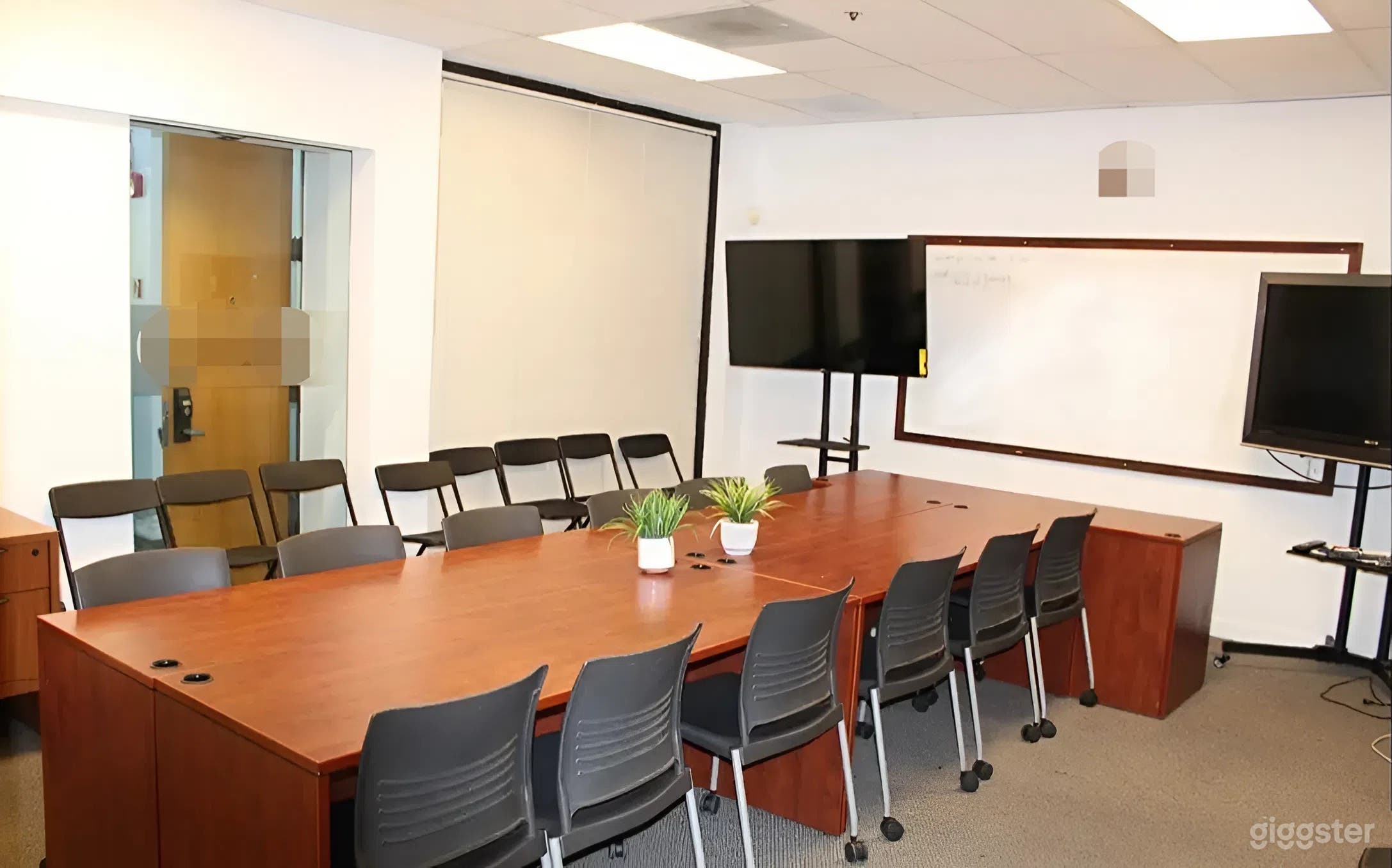 Quiet Meeting &amp; Training Space in Downtown San Jose Photo 4