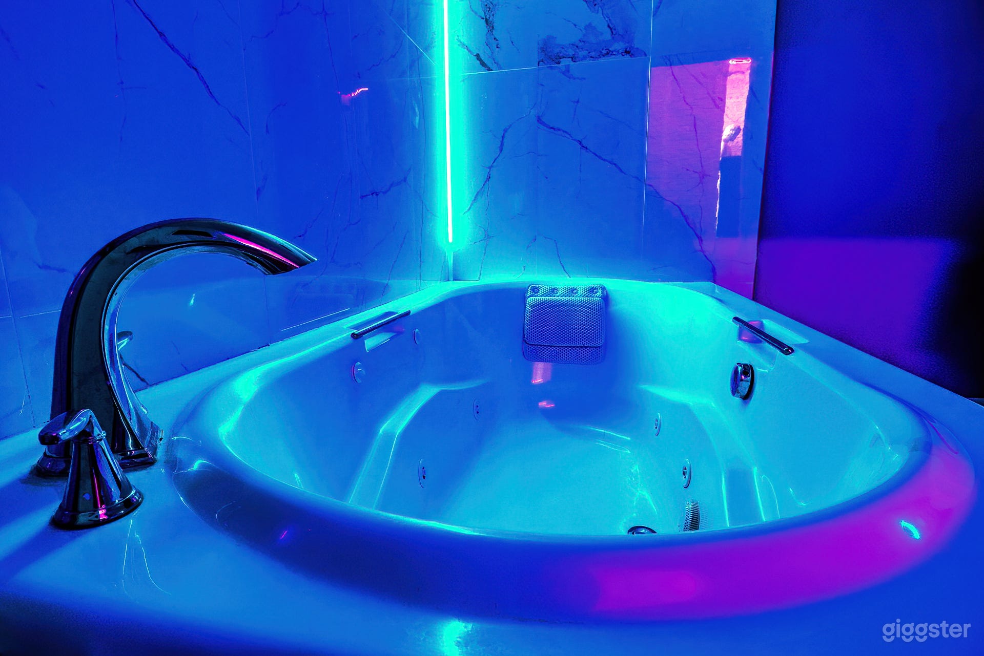 Upscale Massage Spa Photo 2