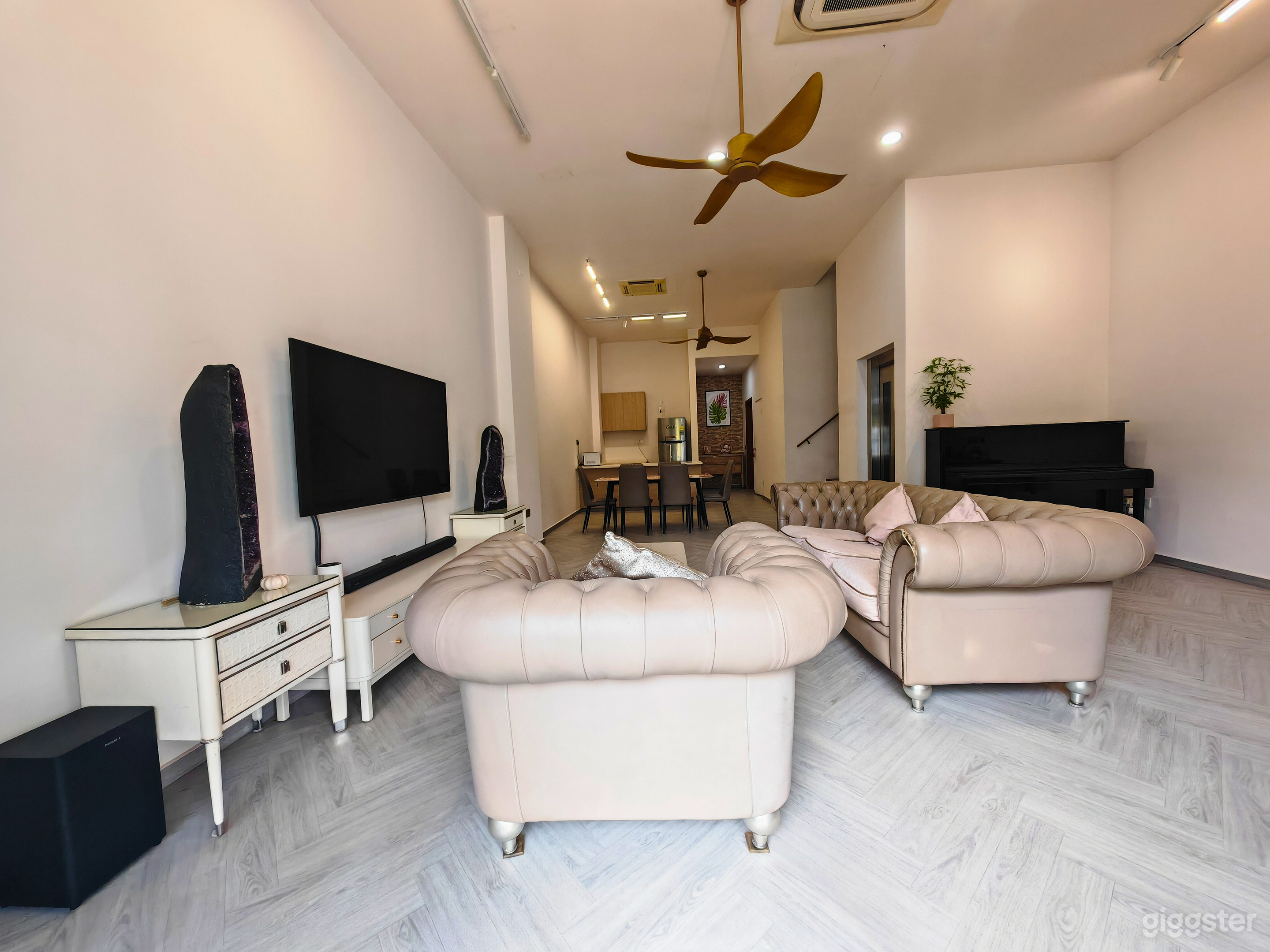 Landed Property For Fliming Photo 4
